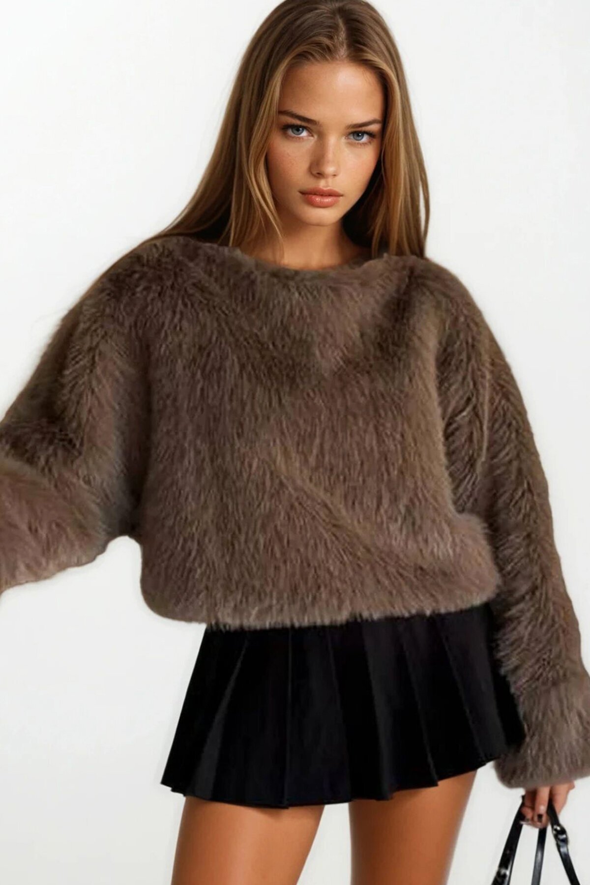 Yumuşak Dokulu Uzun Kollu Oversize Kürk Sweatshirt