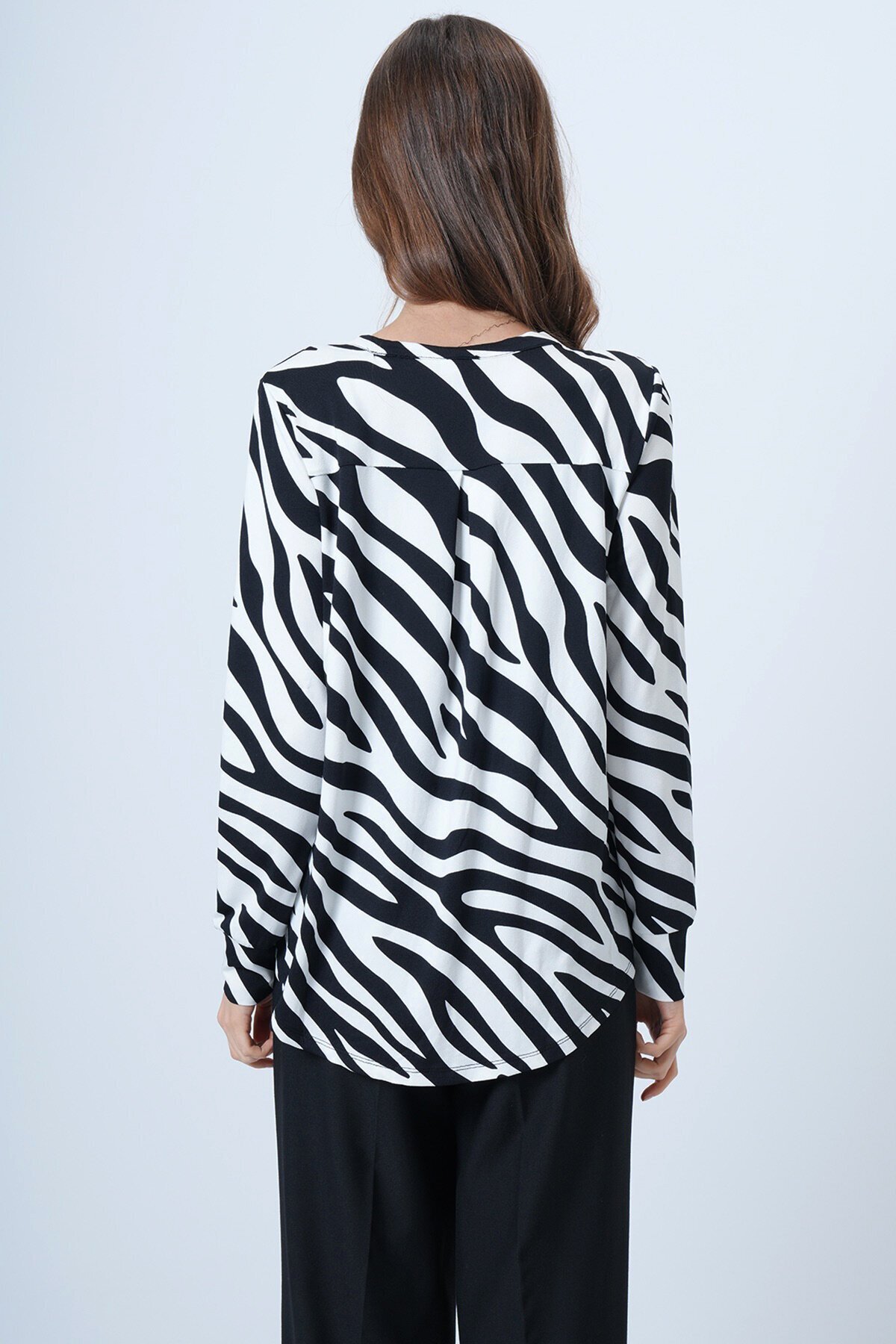 Zebra Desenli V Yaka Bluz