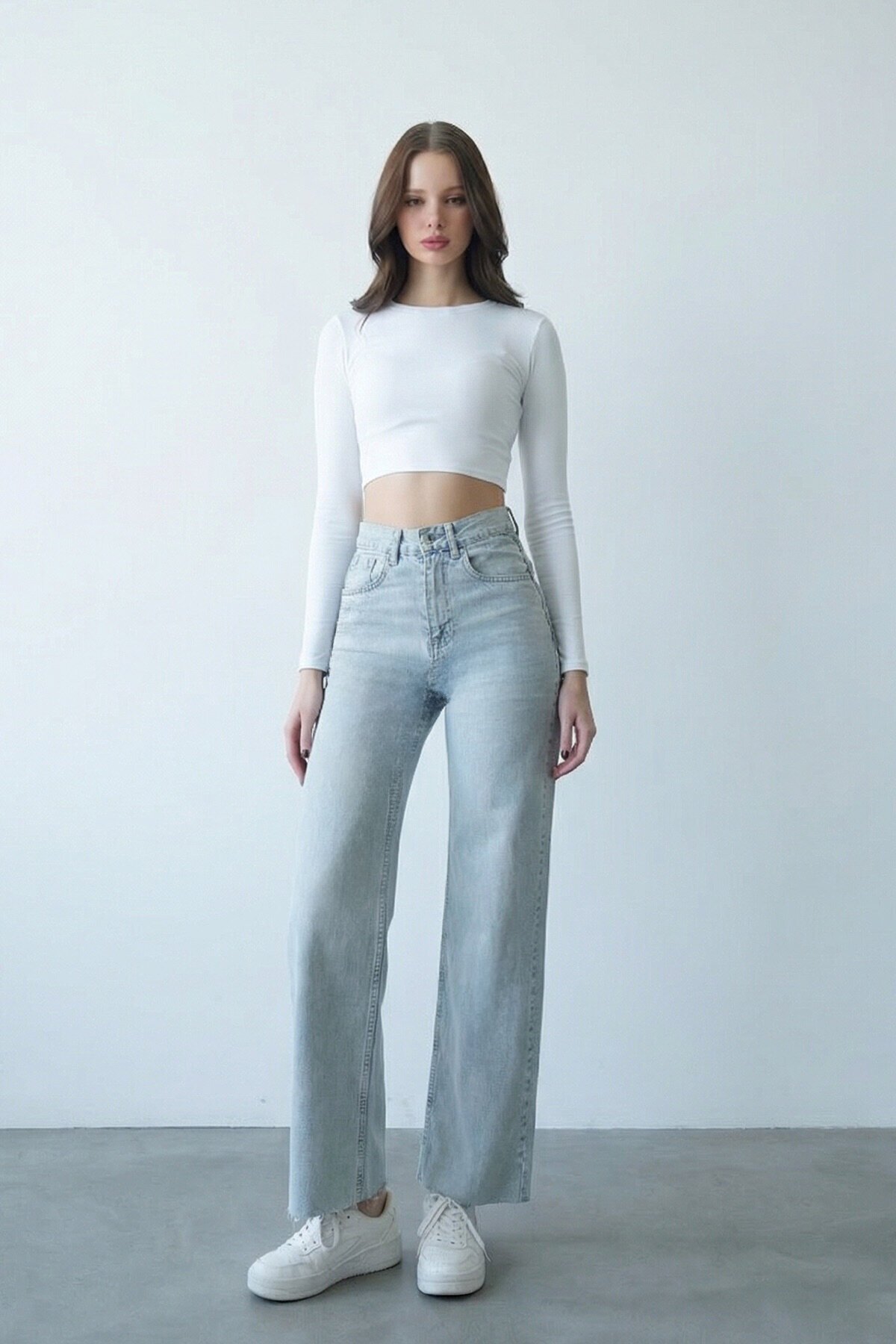 Açık Mavi 5 Cepli Paçası Püsküllü Bol Paça Jean