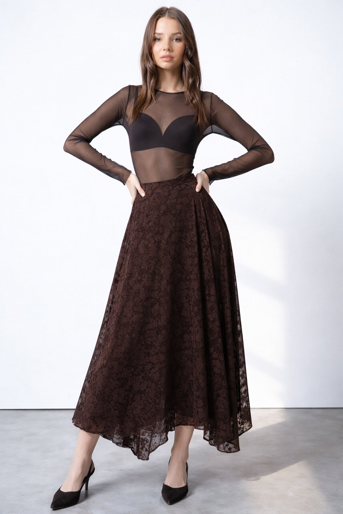 Asimetrik Kesim İçi Astarlı Tül Etek