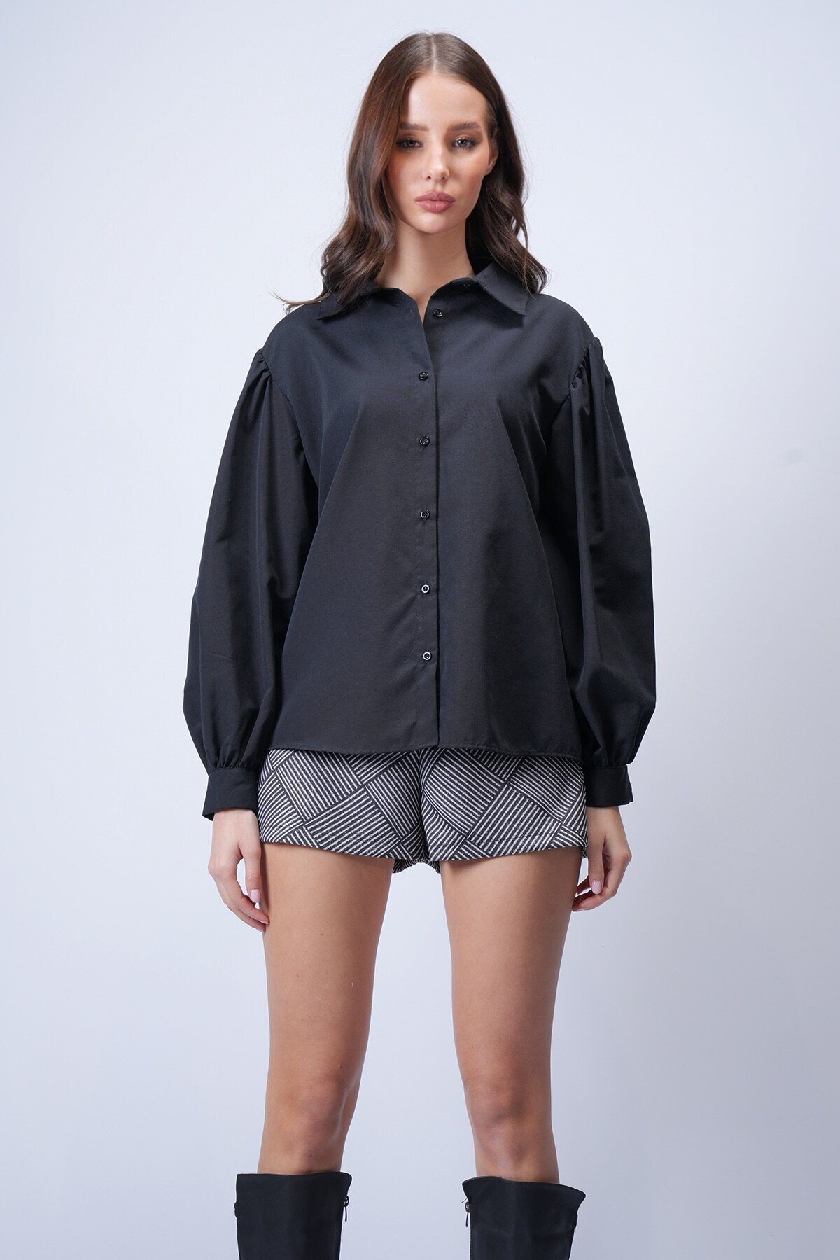 Siyah Balon Kol Gömlek