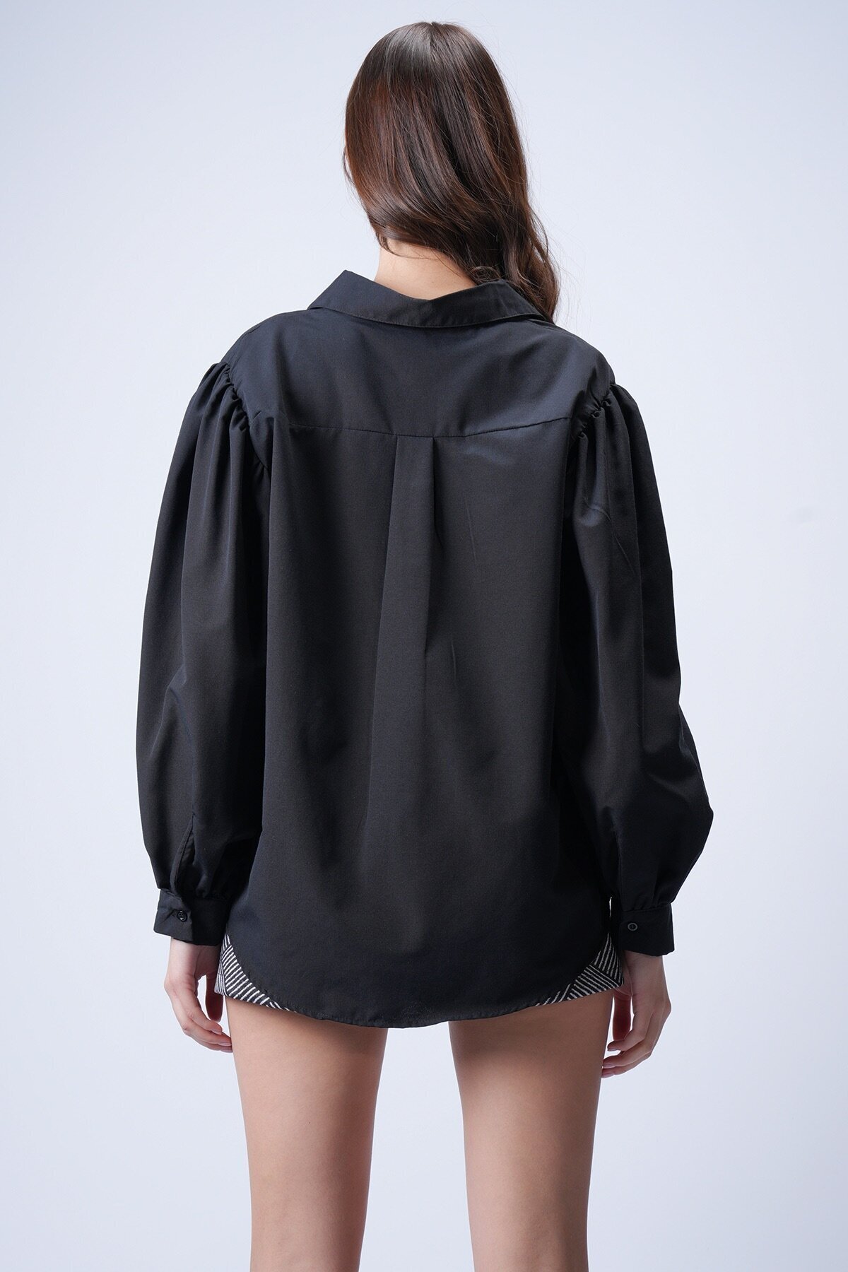 Siyah Balon Kol Gömlek