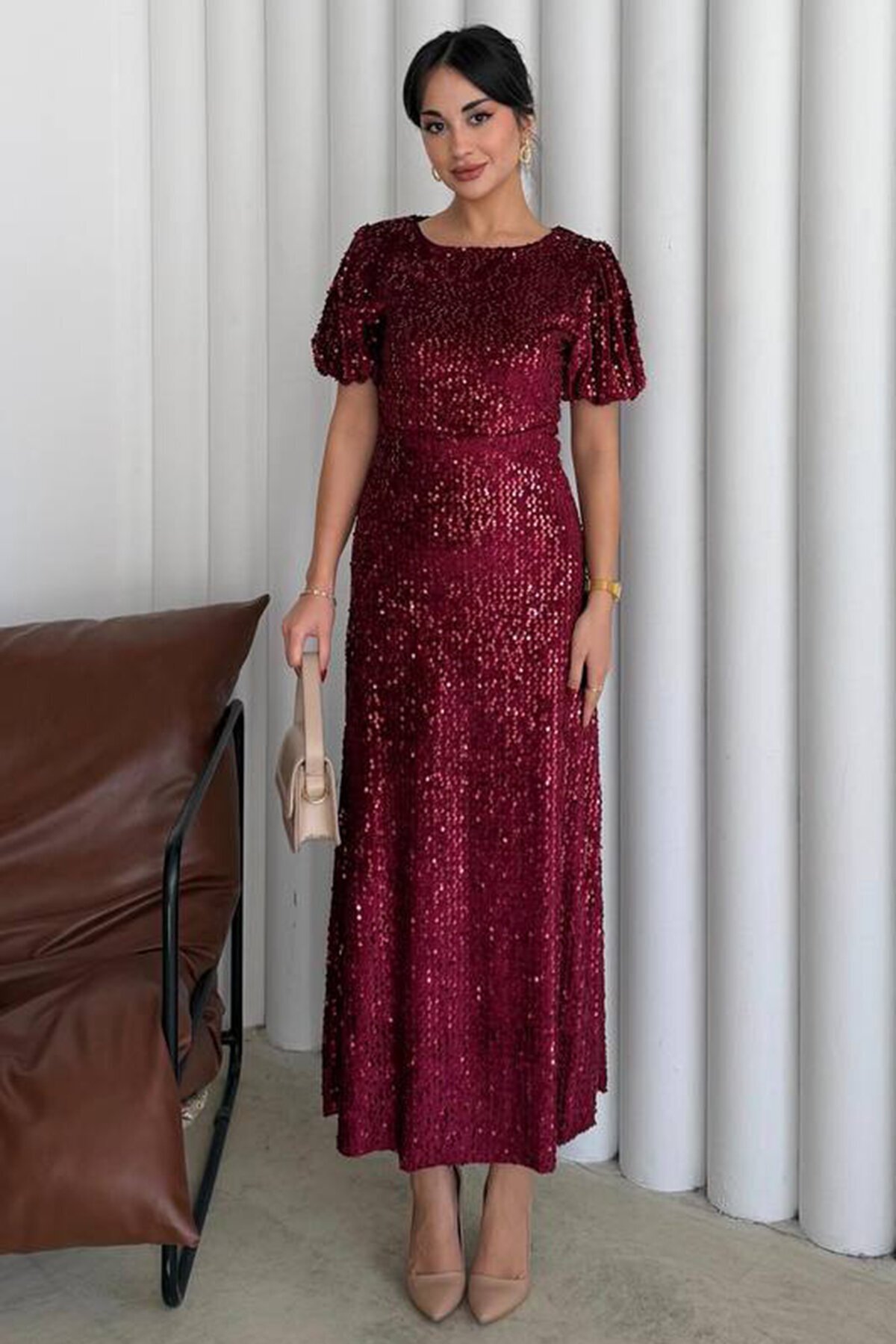 Balon Kol Taş İşlemeli Büzgülü Midi Boy Elbise