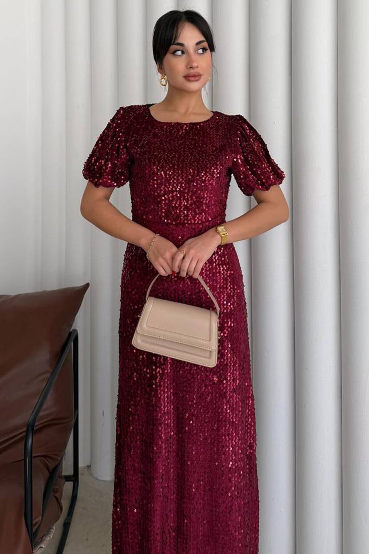 Balon Kol Taş İşlemeli Büzgülü Midi Boy Elbise