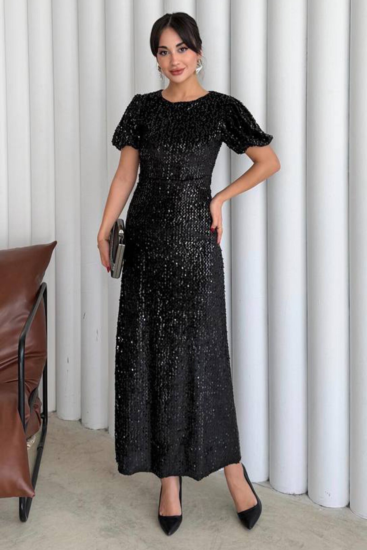 Balon Kol Taş İşlemeli Büzgülü Midi Boy Elbise