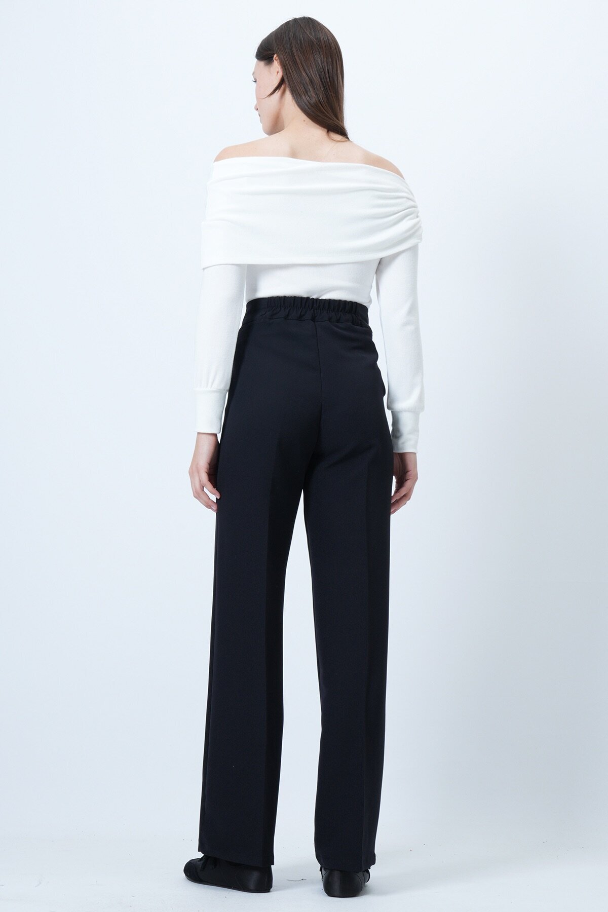 Beli Lastikli Düğme Kapamalı Çift Cepli Pantolon