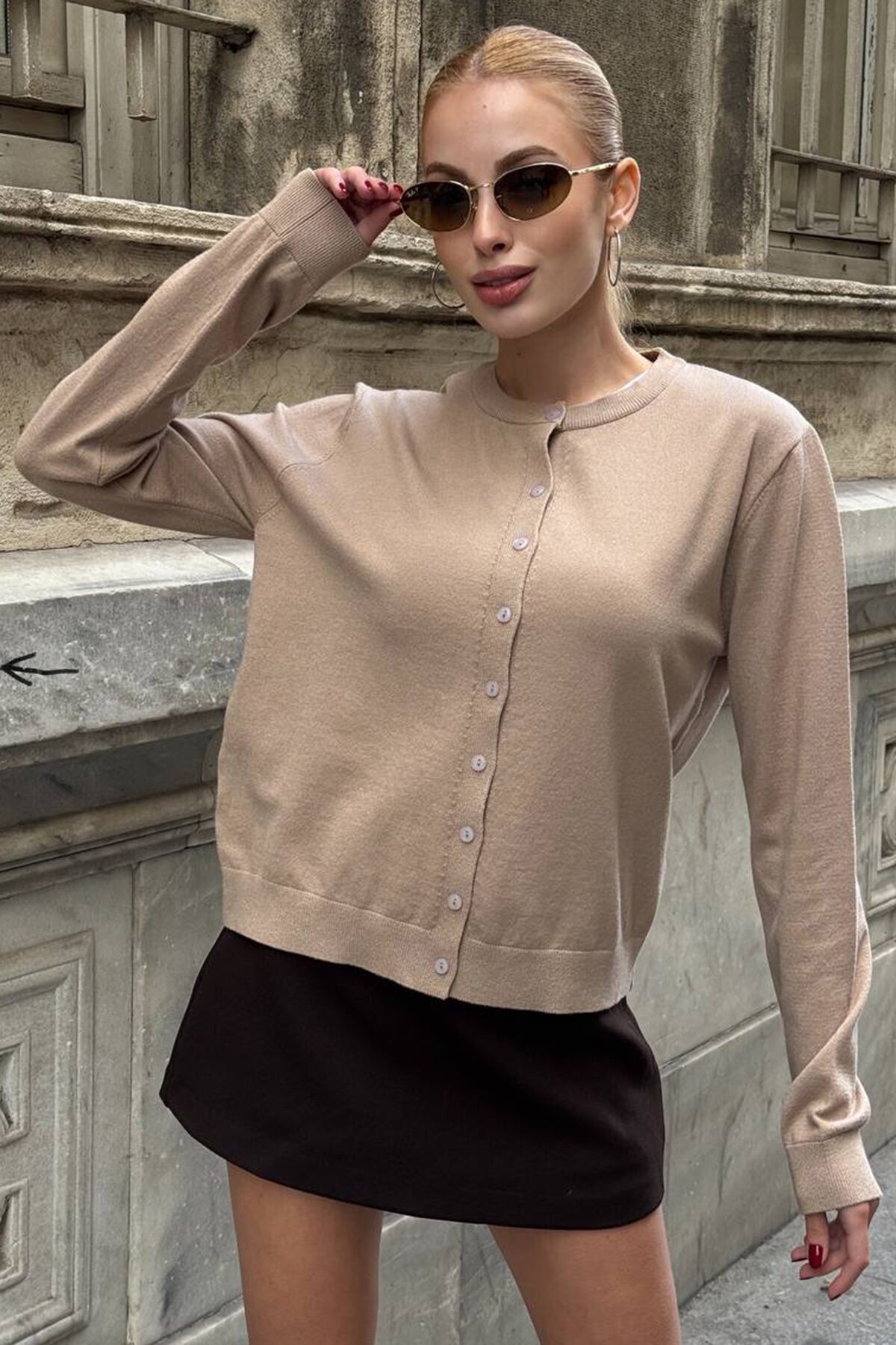 Bisiklet Yaka Düğmeli Triko Hırka