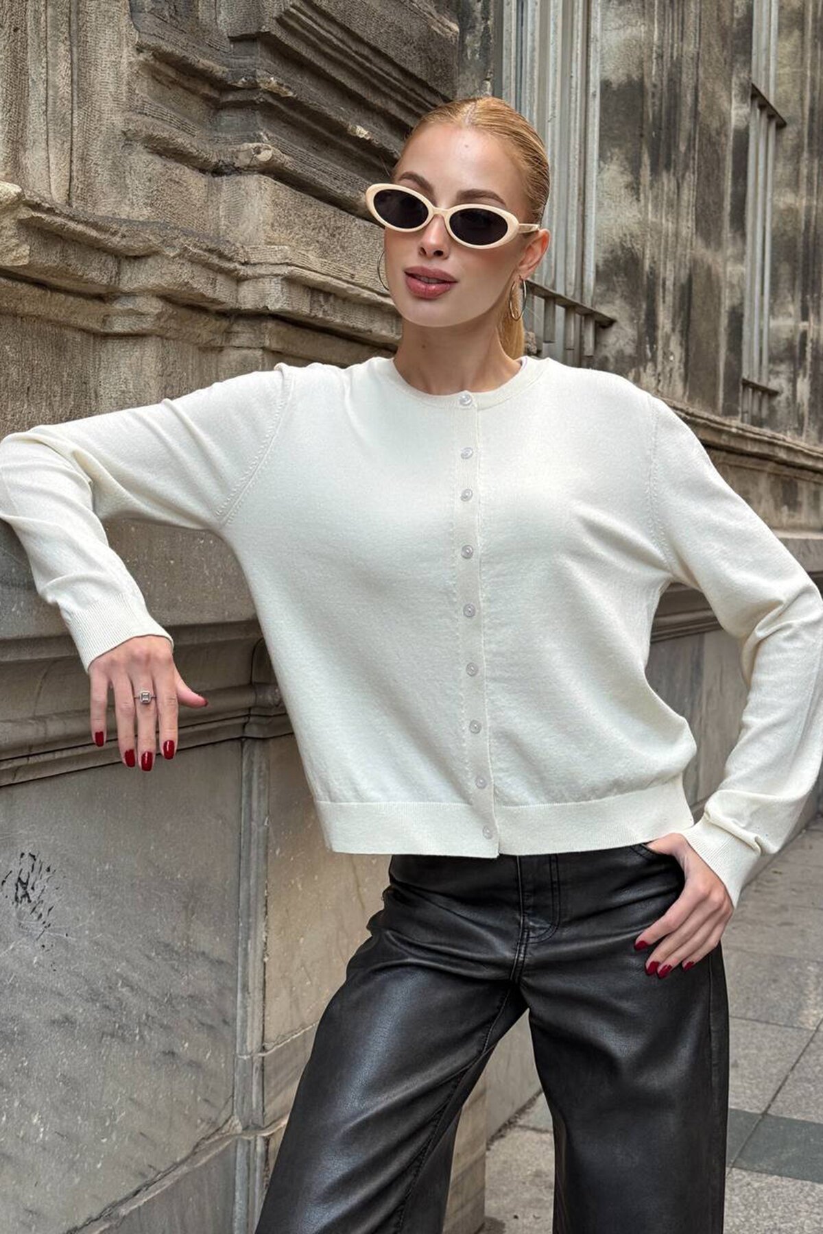 Bisiklet Yaka Düğmeli Triko Hırka