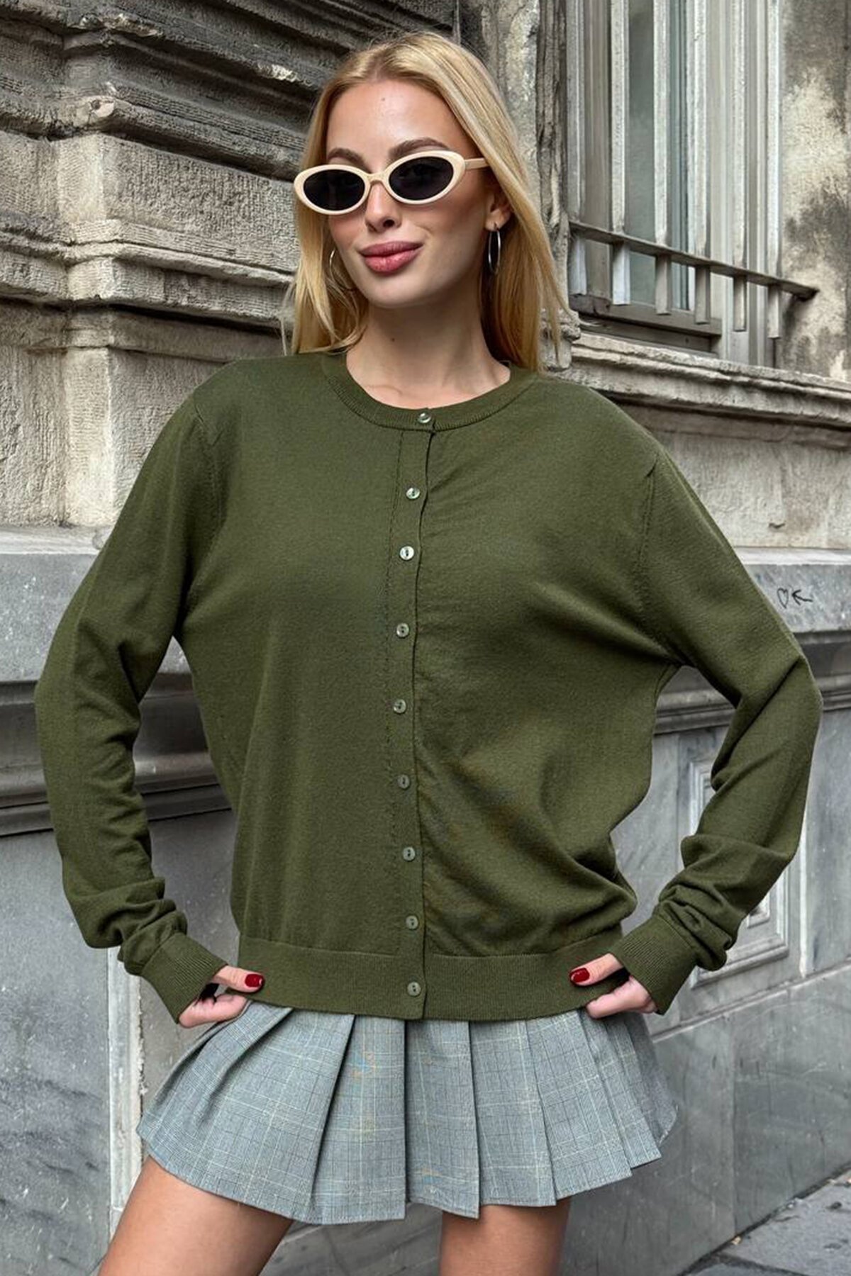 Bisiklet Yaka Düğmeli Triko Hırka