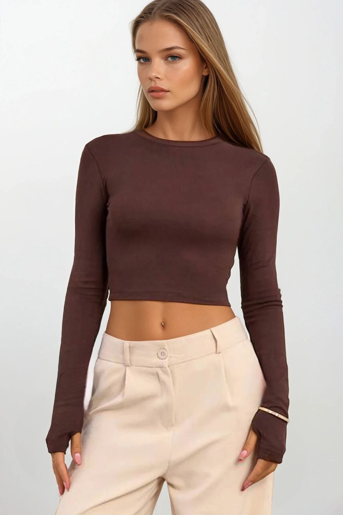 Bisiklet Yaka Parmak Detaylı Basic Bluz