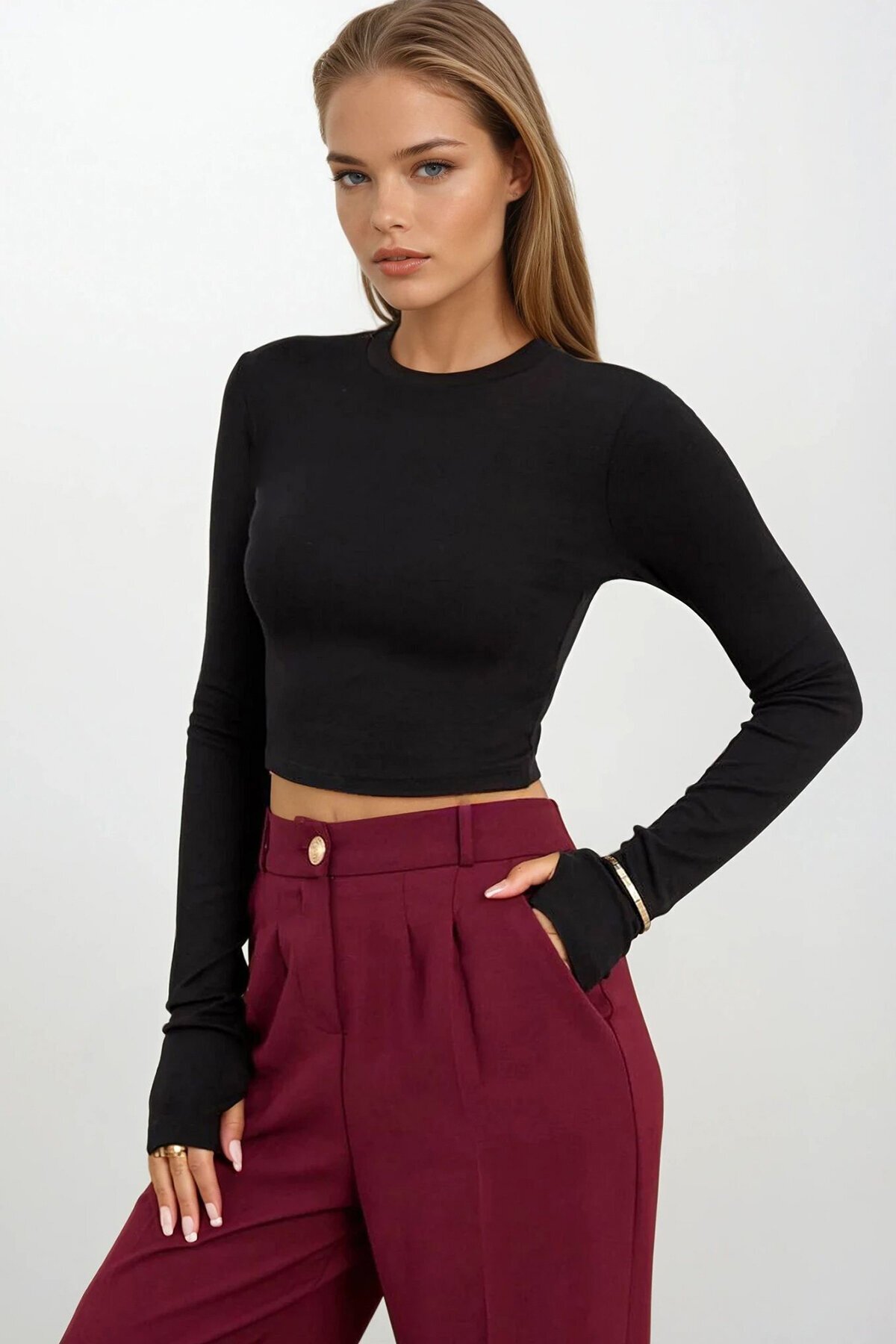 Bisiklet Yaka Parmak Detaylı Basic Bluz