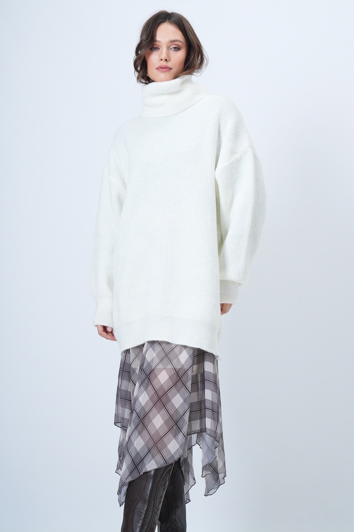 Boğazlı Fitilli Triko Kazak