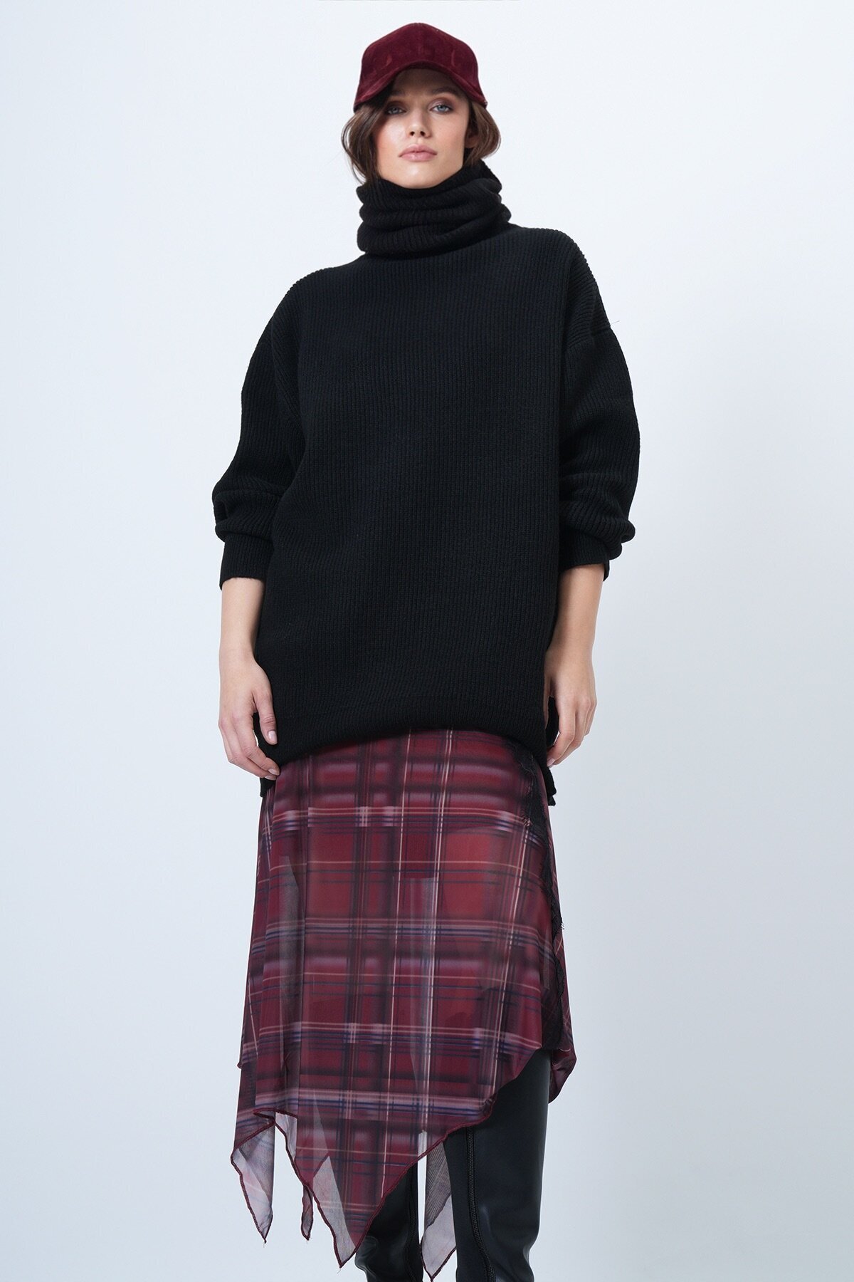 Boğazlı Fitilli Triko Kazak