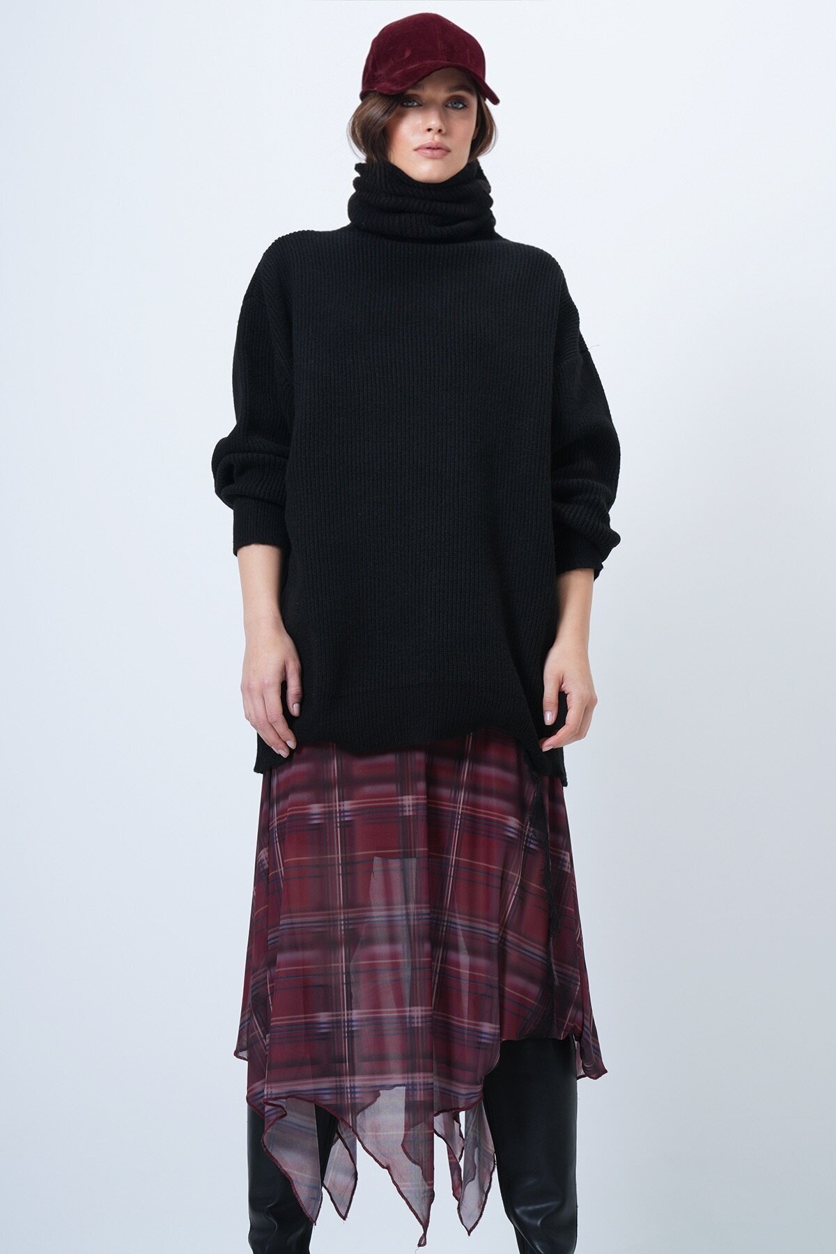 Boğazlı Fitilli Triko Kazak