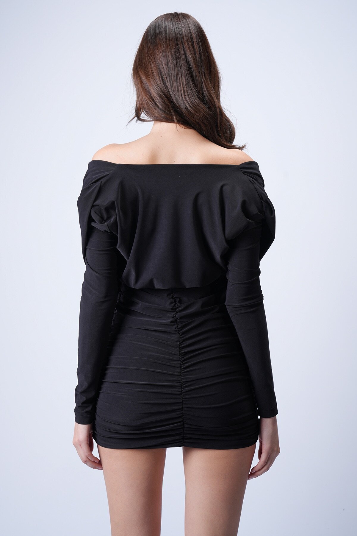 Büzgülü V Yaka Elbise