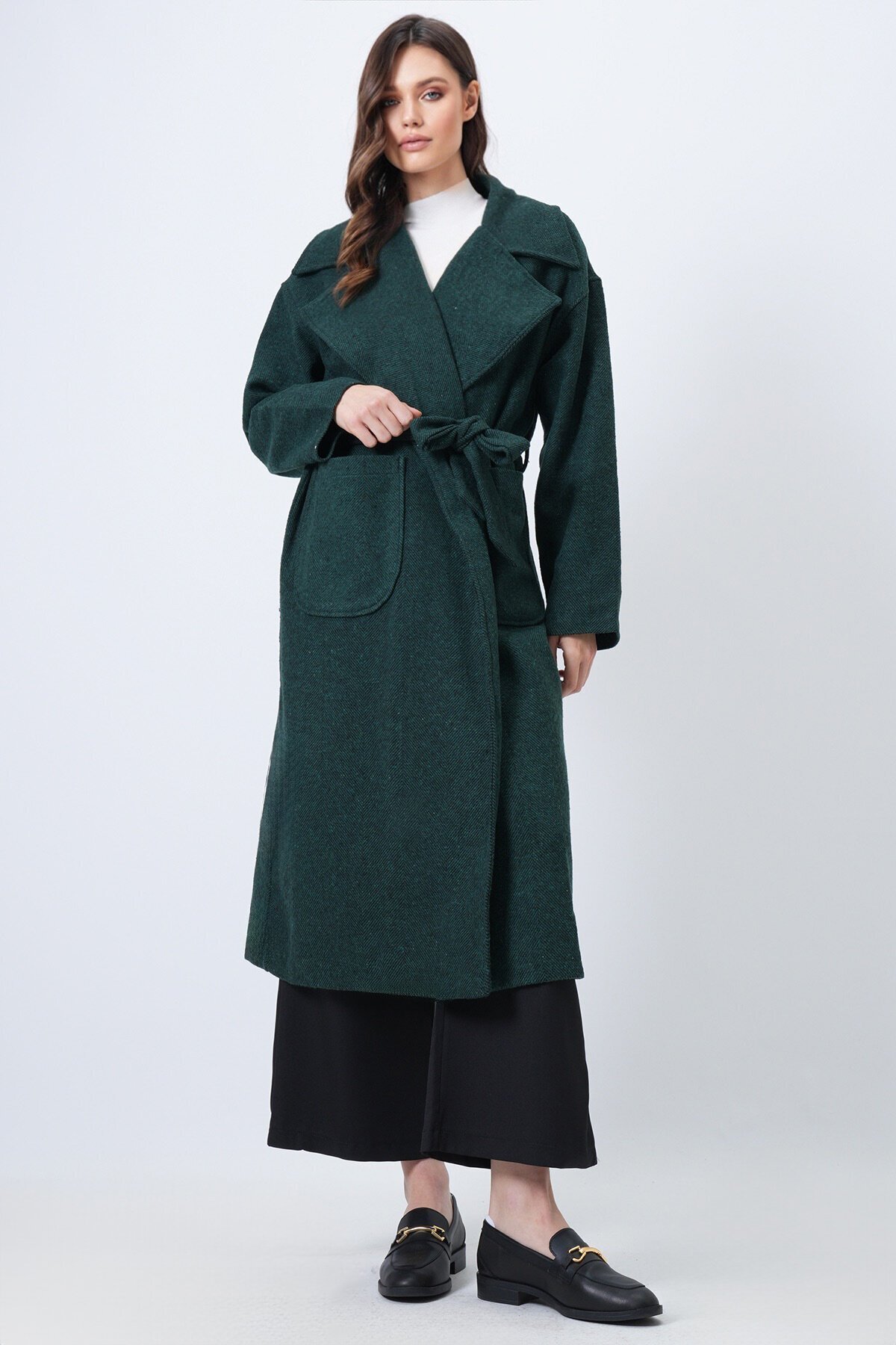 Ceket Yaka Torba Cepli İçi Astarlı Kuşak Bağlamalı Kaşe Kaban