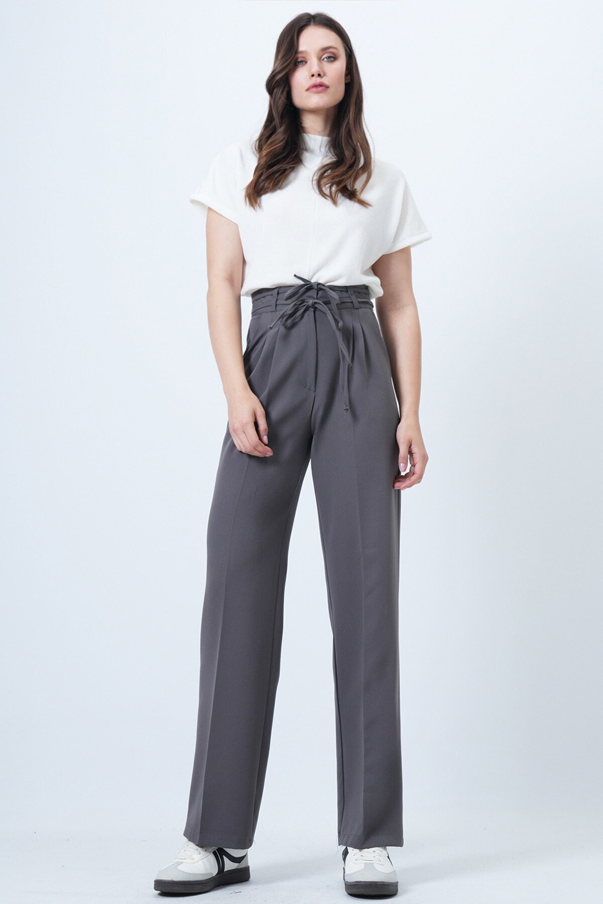 Çift Ceplil Bağcıklı Düğme Kapamalı Palazzo Pantolon