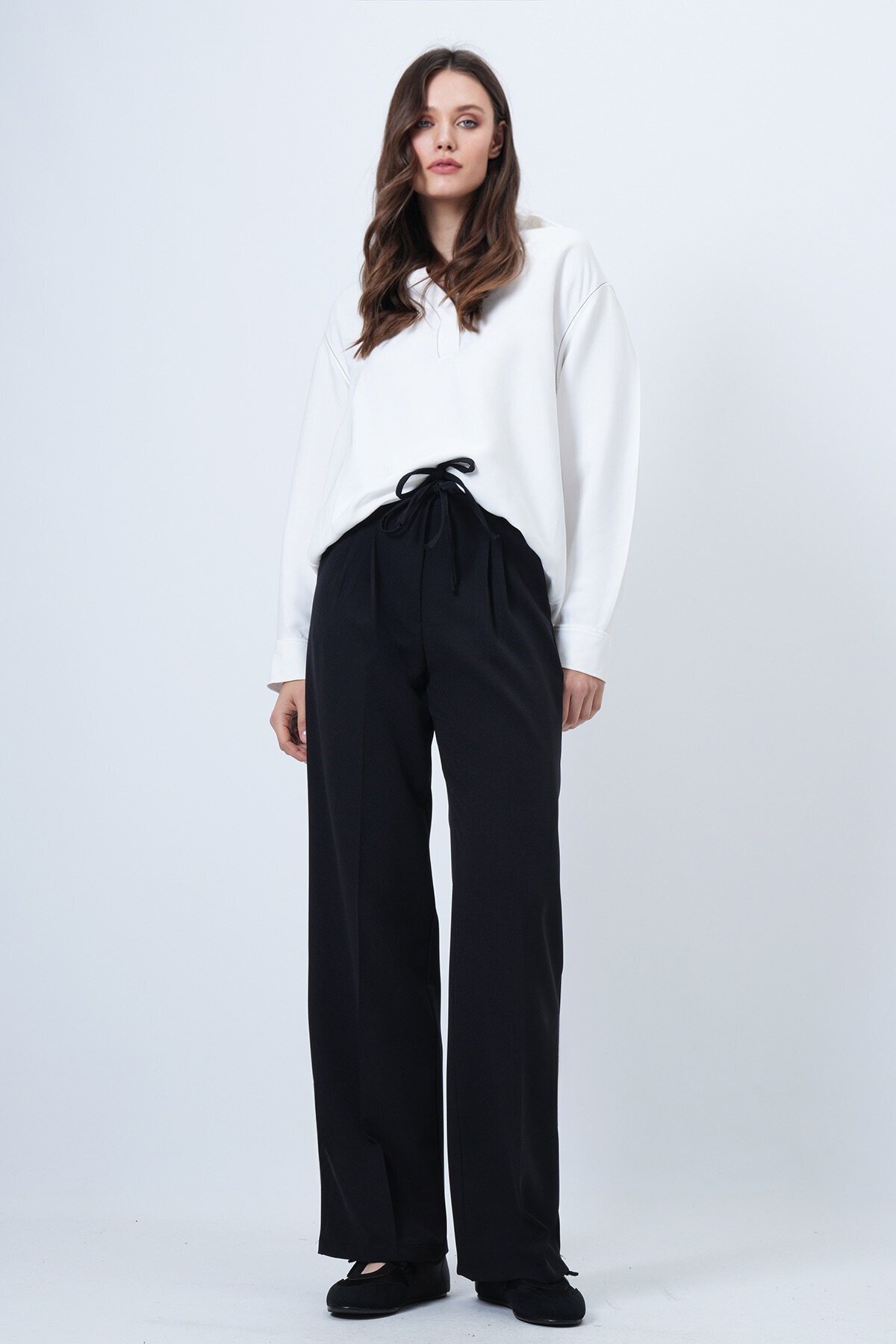 Çift Ceplil Bağcıklı Düğme Kapamalı Palazzo Pantolon