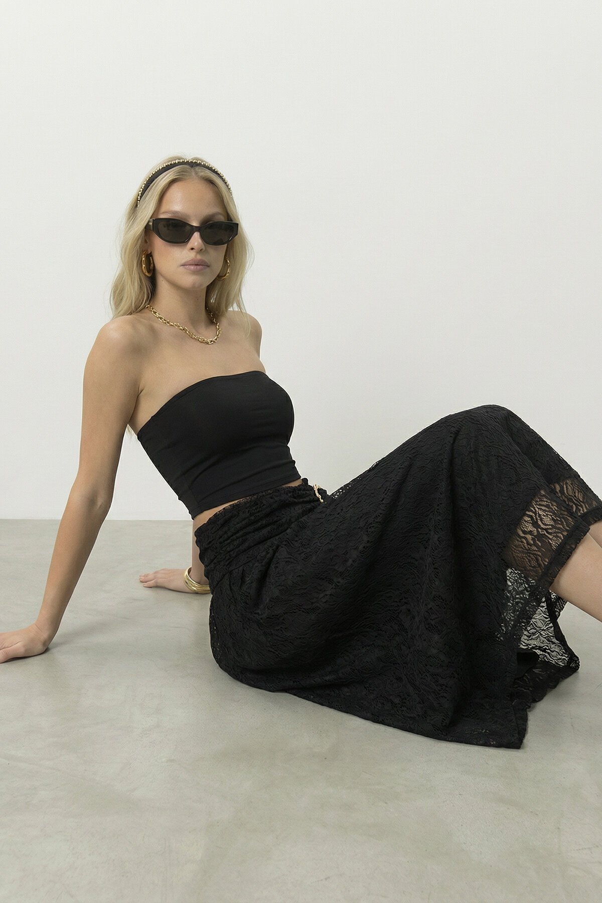 Dantel Detaylı Midi Boy Etek