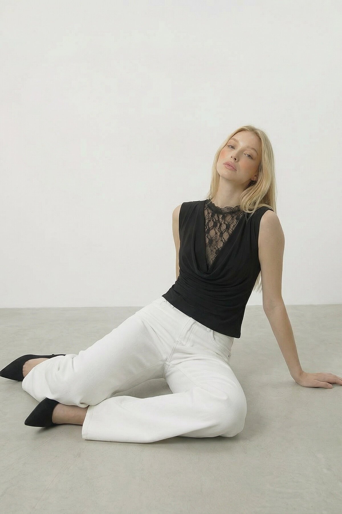 Dantelli Degaje Yaka Bluz