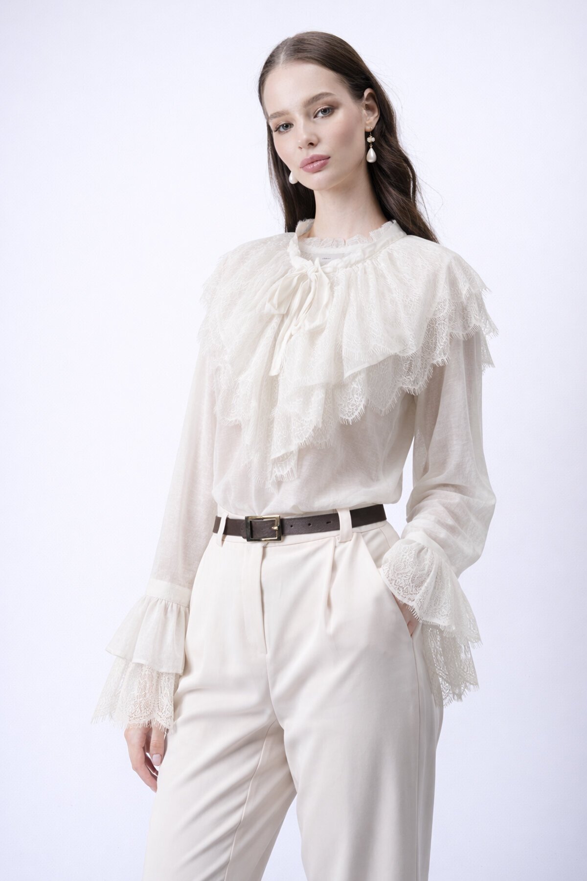 Dantelli Fransız Bluz