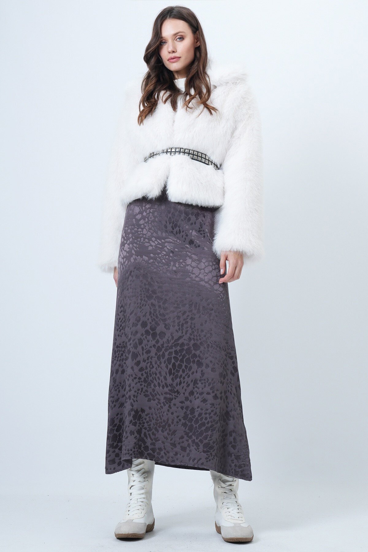 Desenli Fermuar Kapamalı Midi Boy Etek