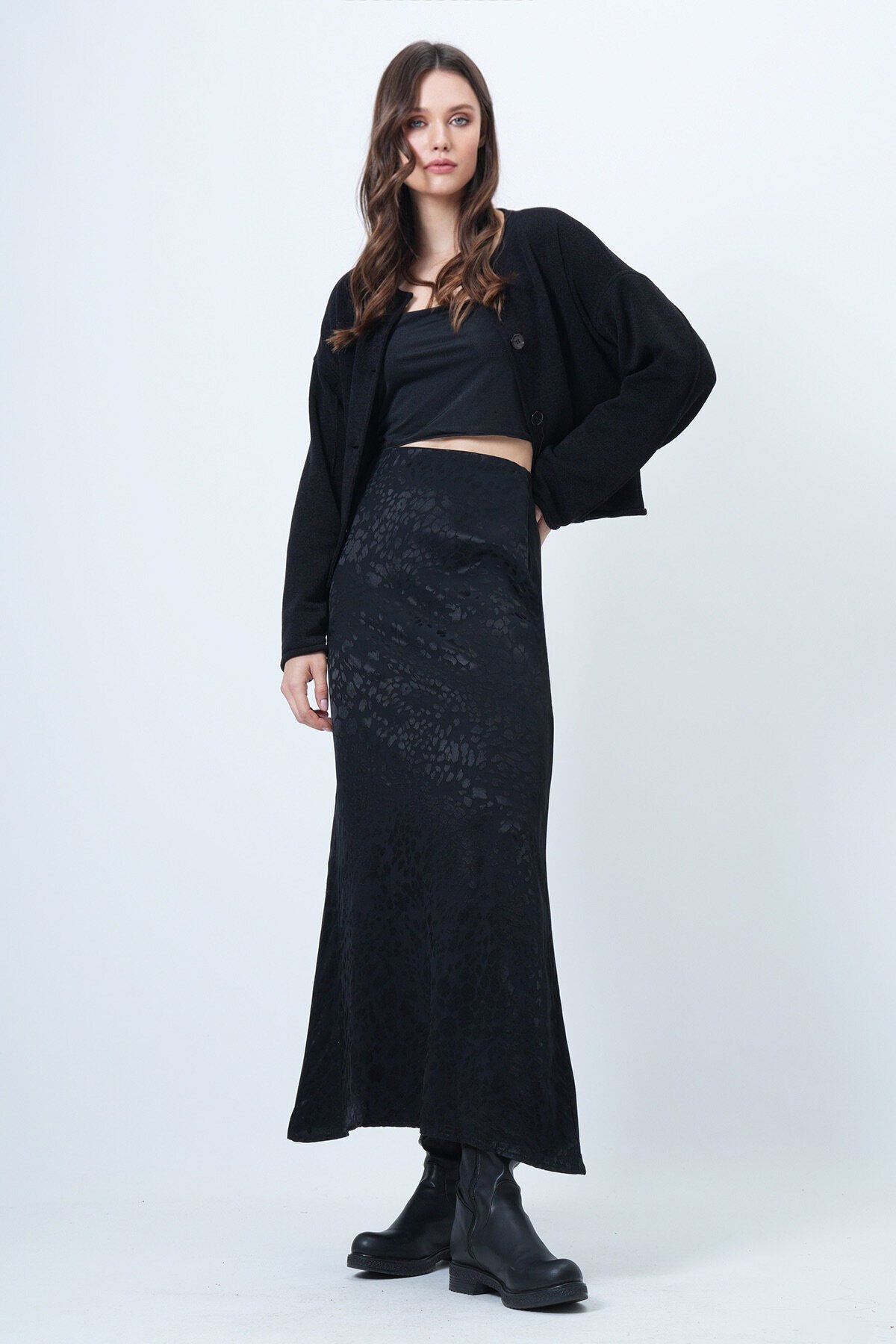 Desenli Fermuar Kapamalı Midi Boy Etek