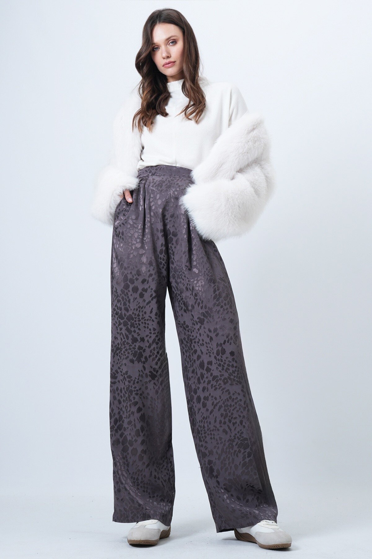 Desenli Fermuar Kapamalı Çift Cepli Palazzo Pantolon