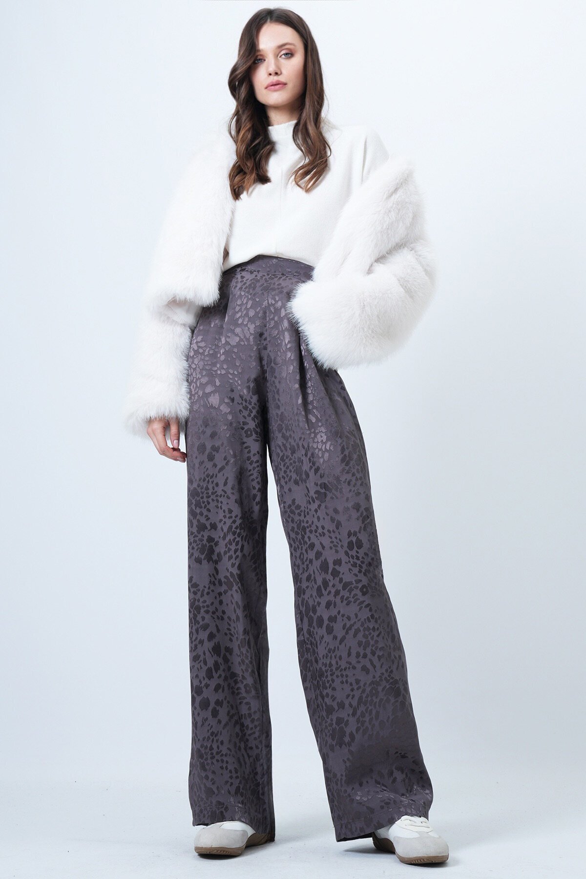 Desenli Fermuar Kapamalı Çift Cepli Palazzo Pantolon