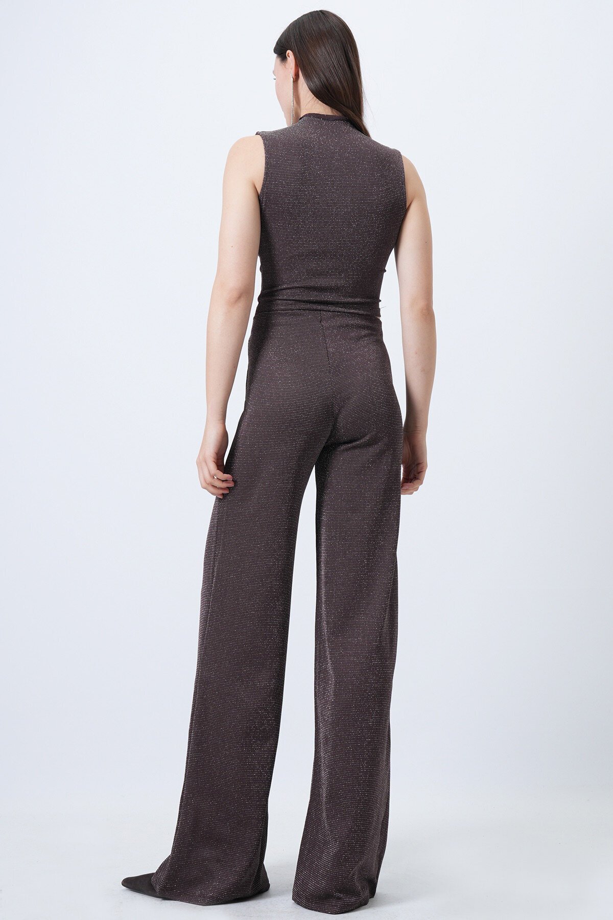 Dik Yaka Kolsuz Bluz ve Palazzo Pantolon Simli Takım