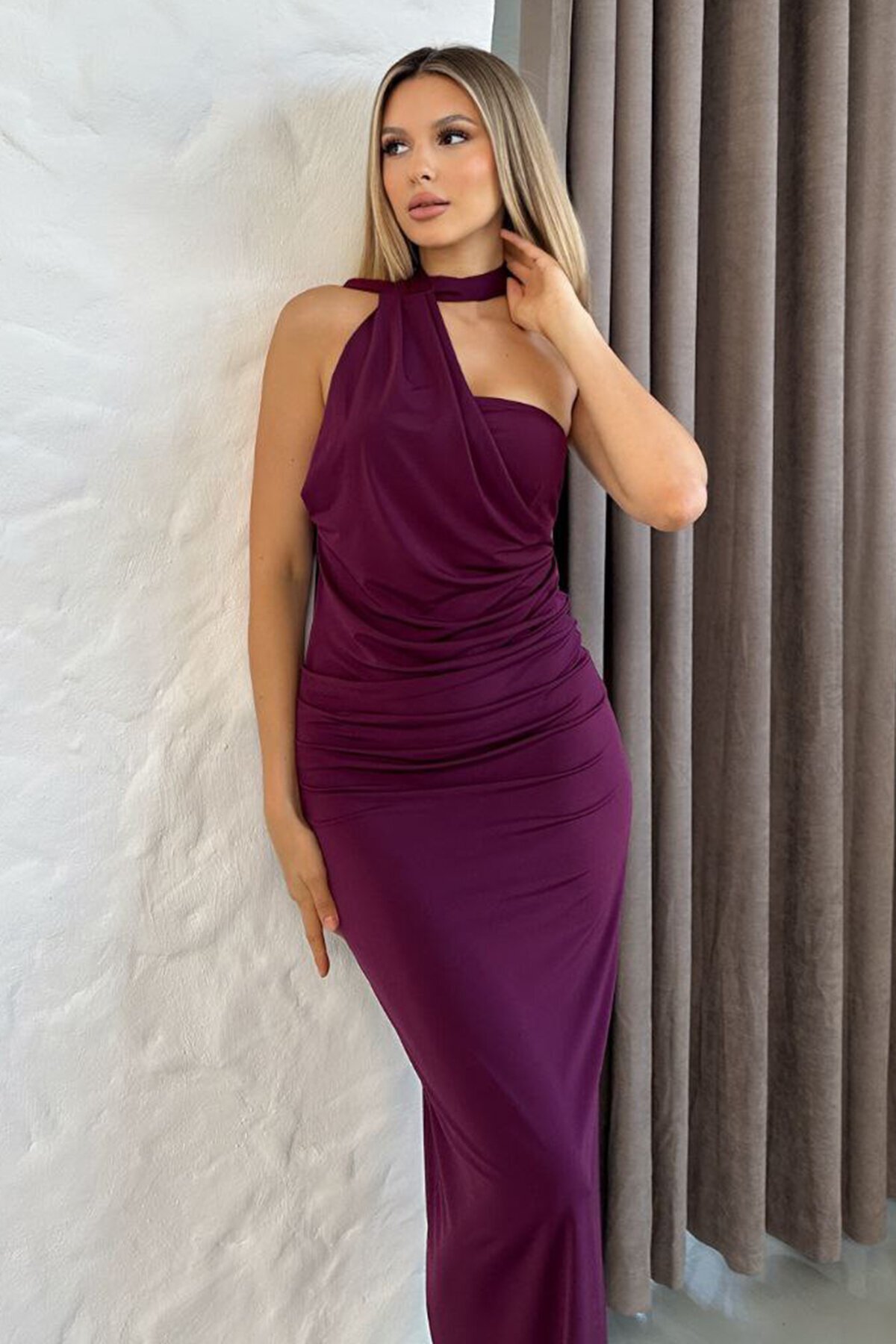 Drapeli Asimetrik Bağlamalı Uzun Elbise