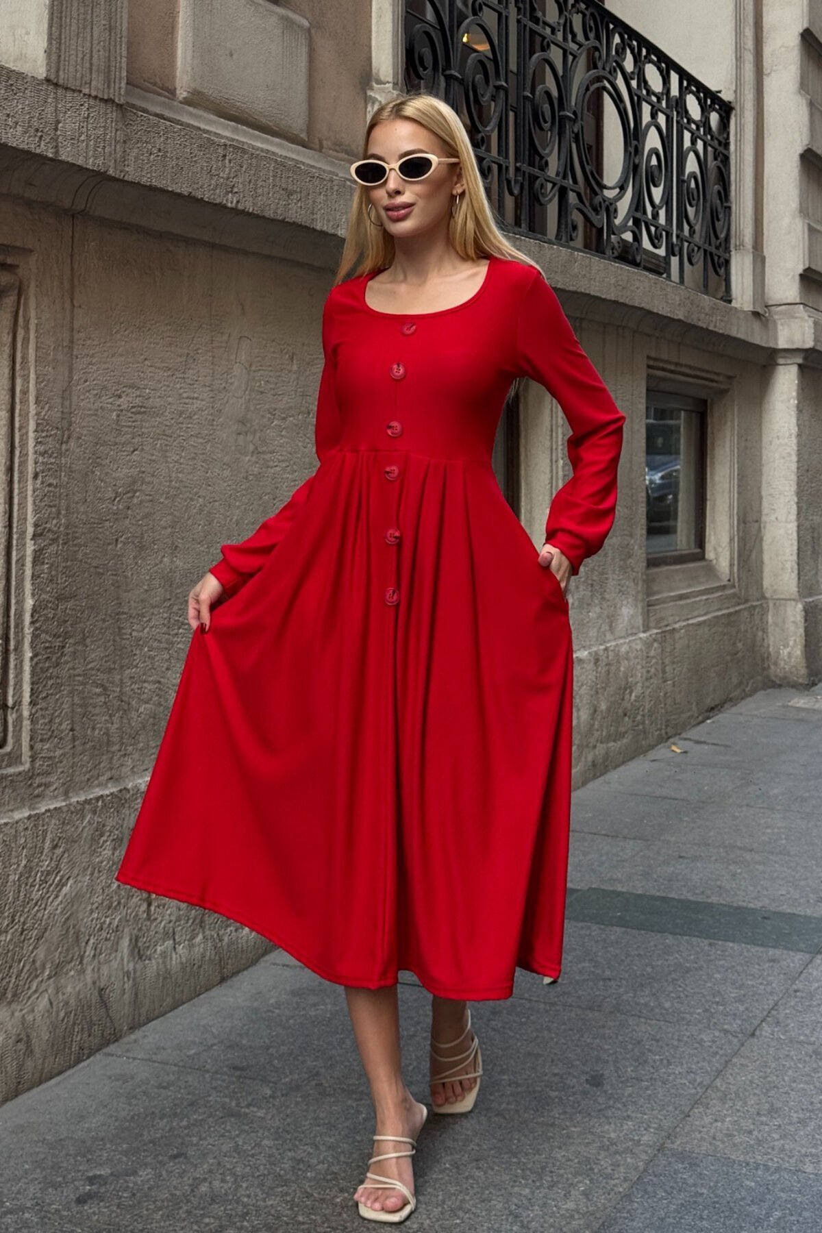 Düğme Detaylı Yuvarlak Yaka Pileli Ottoman Elbise