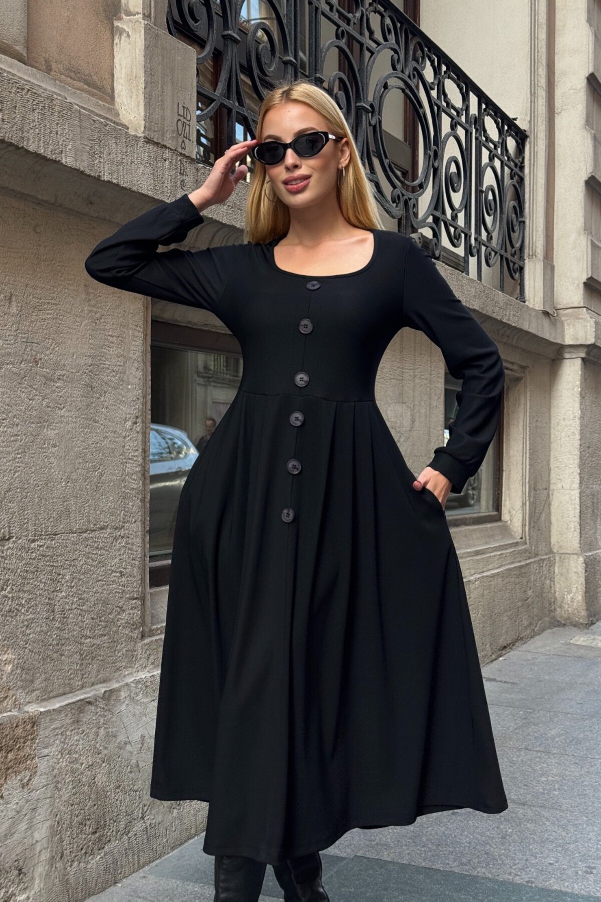 Düğme Detaylı Yuvarlak Yaka Pileli Ottoman Elbise