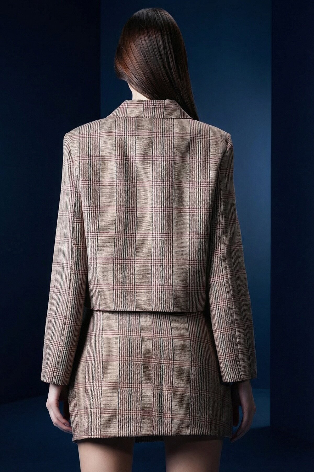 Bej Ekoseli Kısa Blazer Ceket