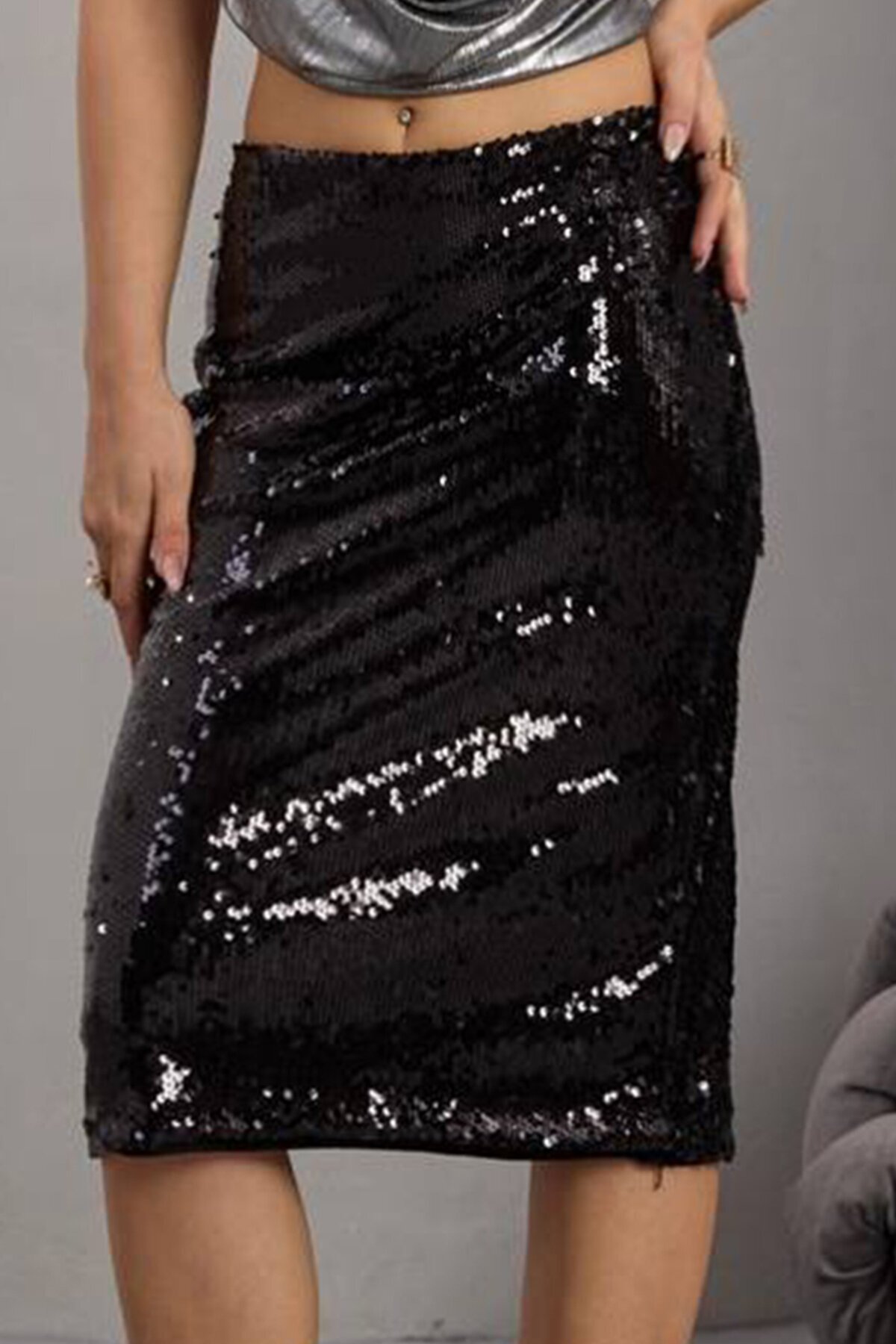 Fermuar Kapamalı Payetli Midi Etek