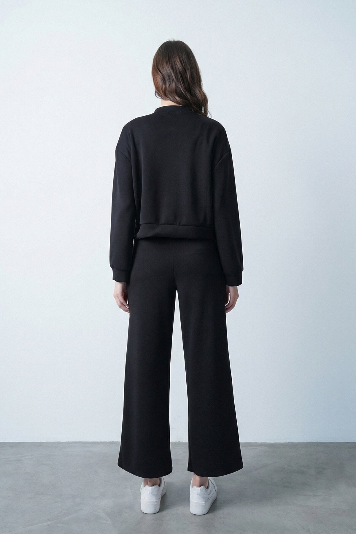 Siyah Fermuarlı Hırka Pantolon Takım