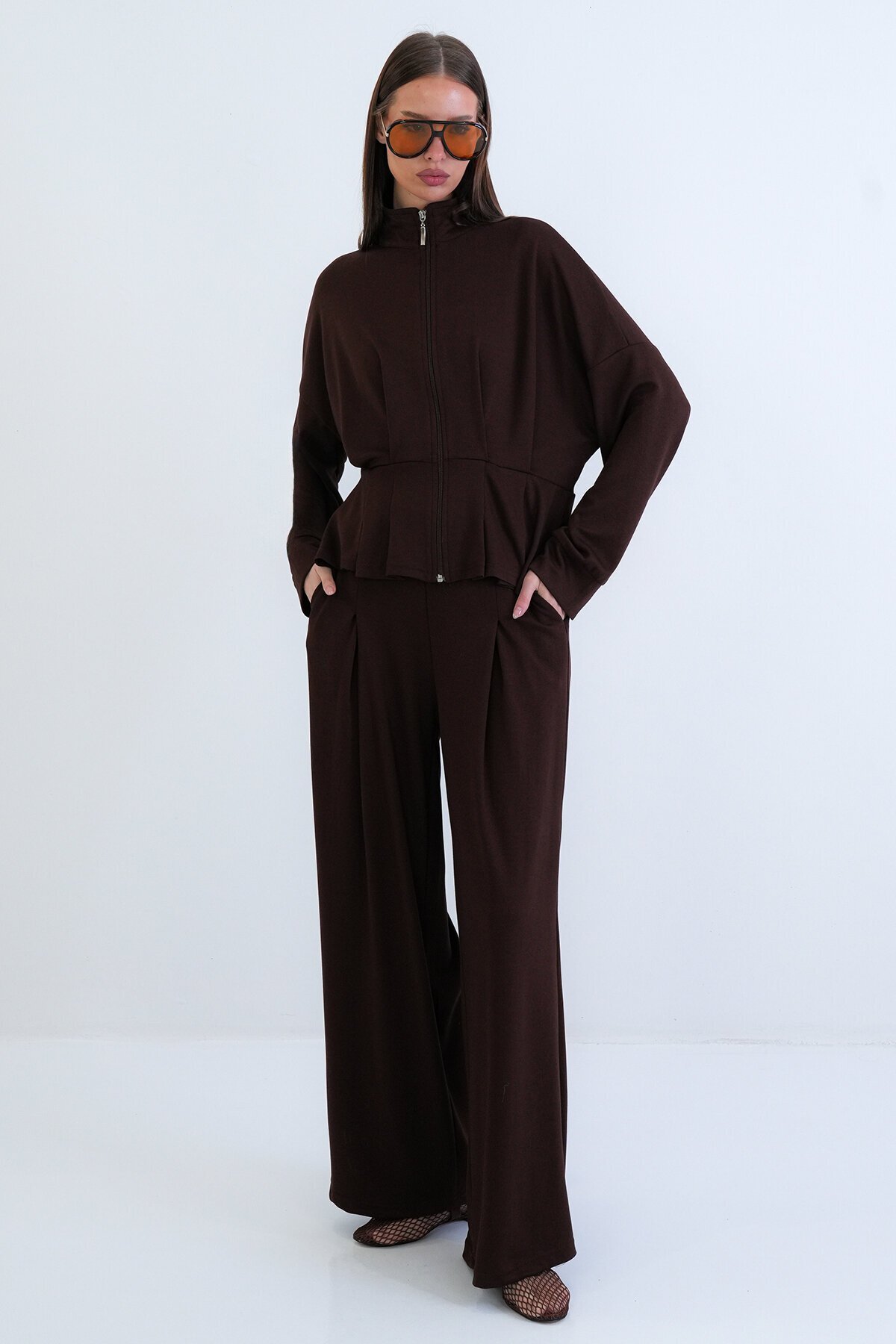 Fermuarlı Sweatshirt Ve Beli Lastikli Pantolon Takım