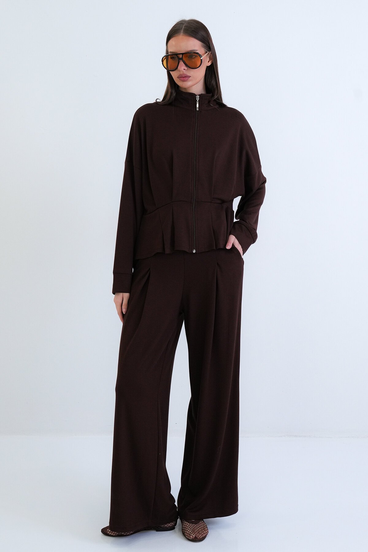 Fermuarlı Sweatshirt Ve Beli Lastikli Pantolon Takım