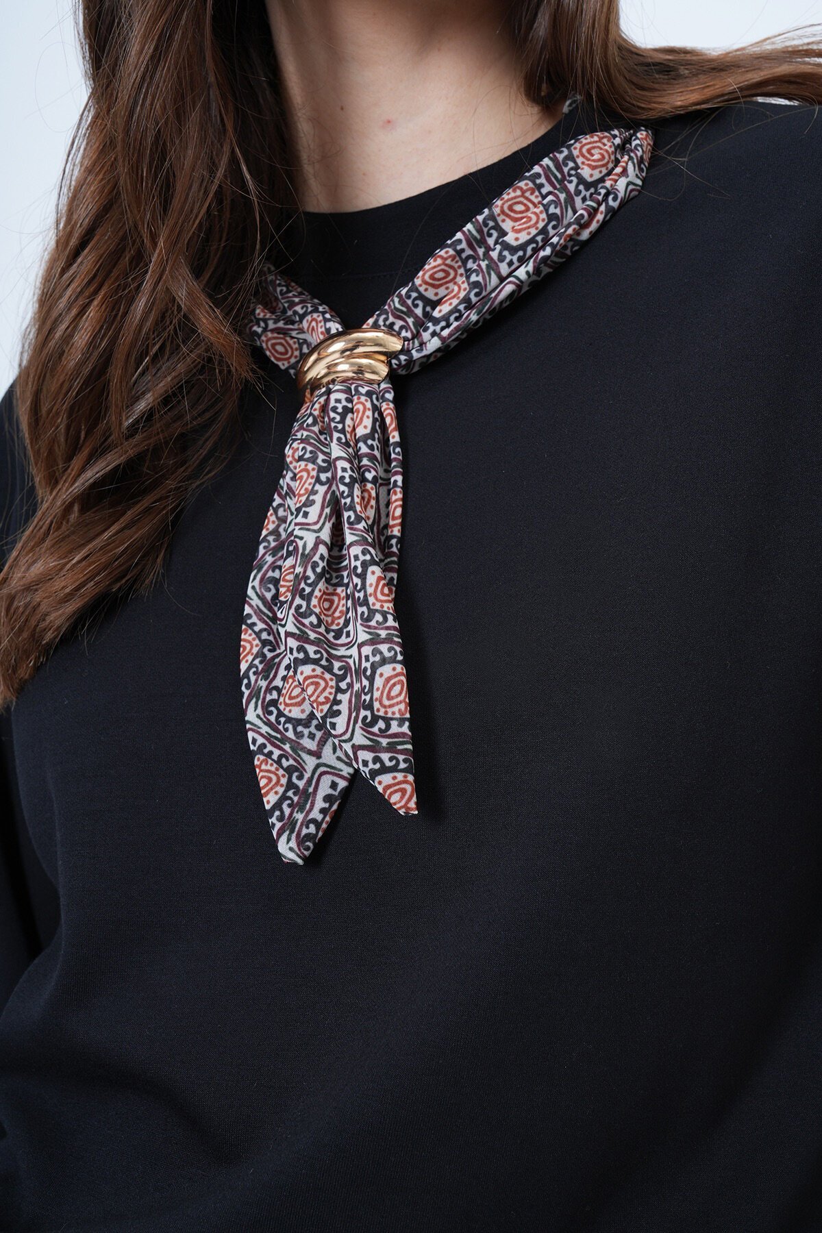 Fular Detaylı Sweatshirt Ve Beli Lastikli Geniş Paça Eşofman Takım