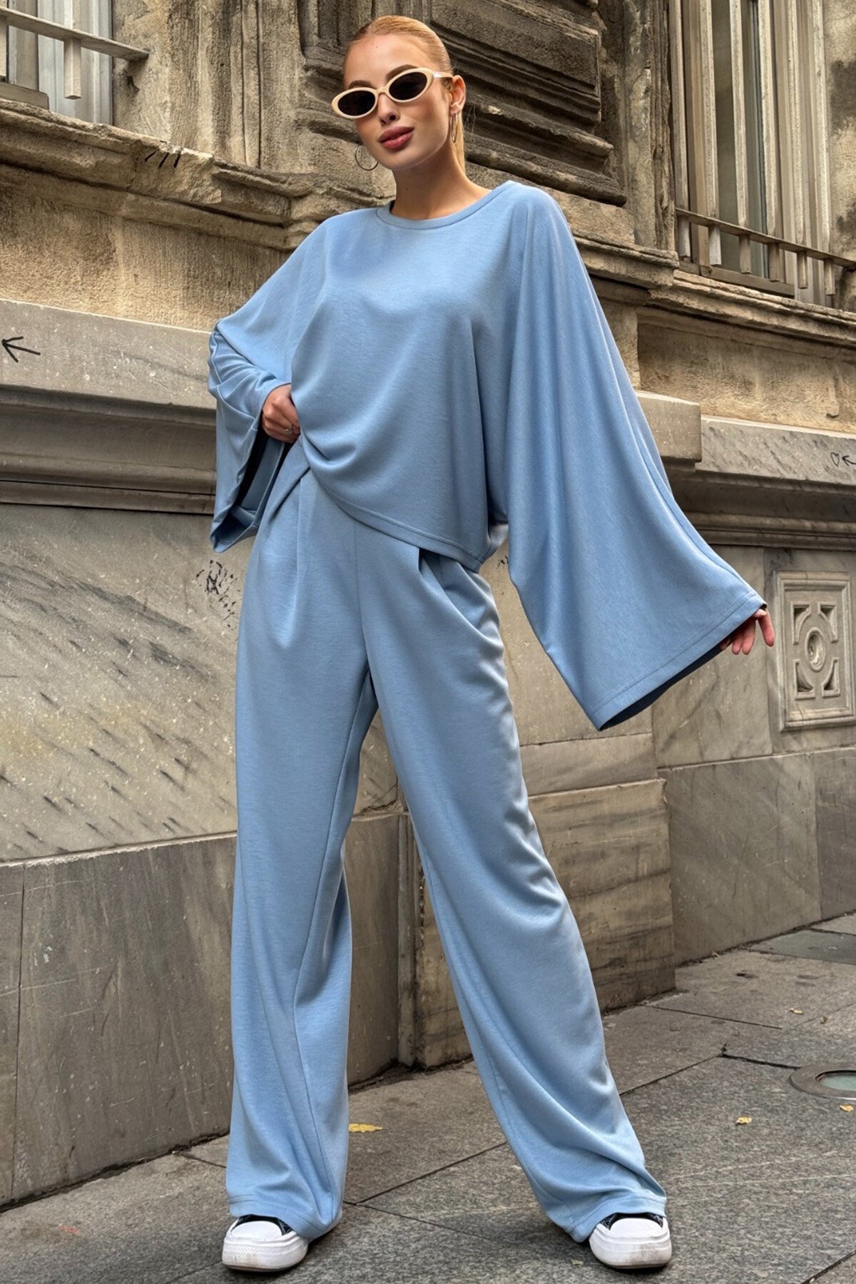 Geniş Kol Detaylı Oversize İkili Takım
