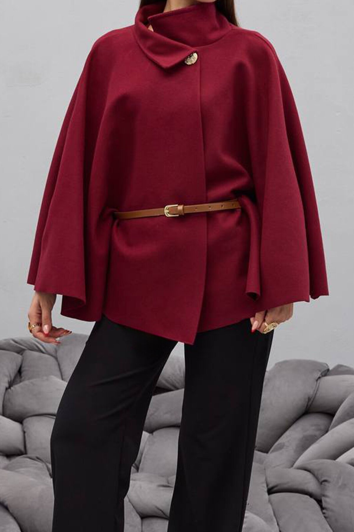 Gold Düğmeli Kemerli Kaşe Panço