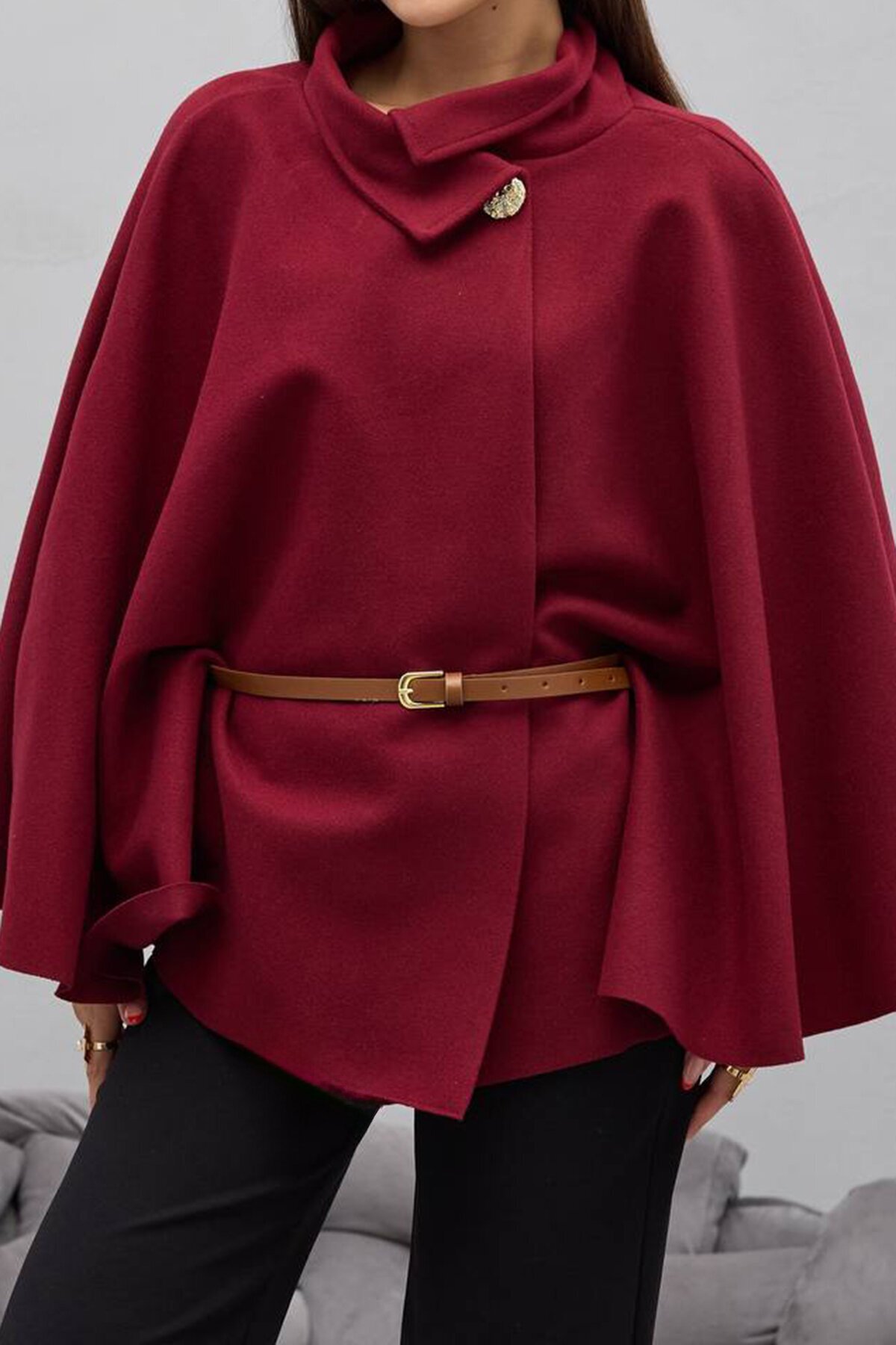 Gold Düğmeli Kemerli Kaşe Panço