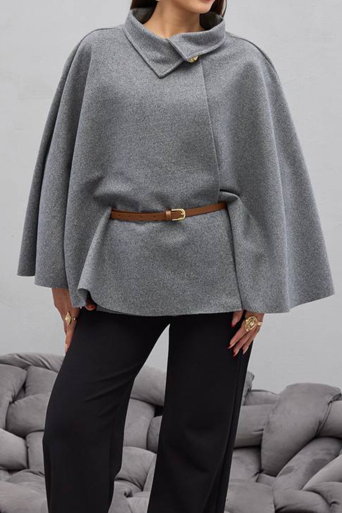 Gold Düğmeli Kemerli Kaşe Panço