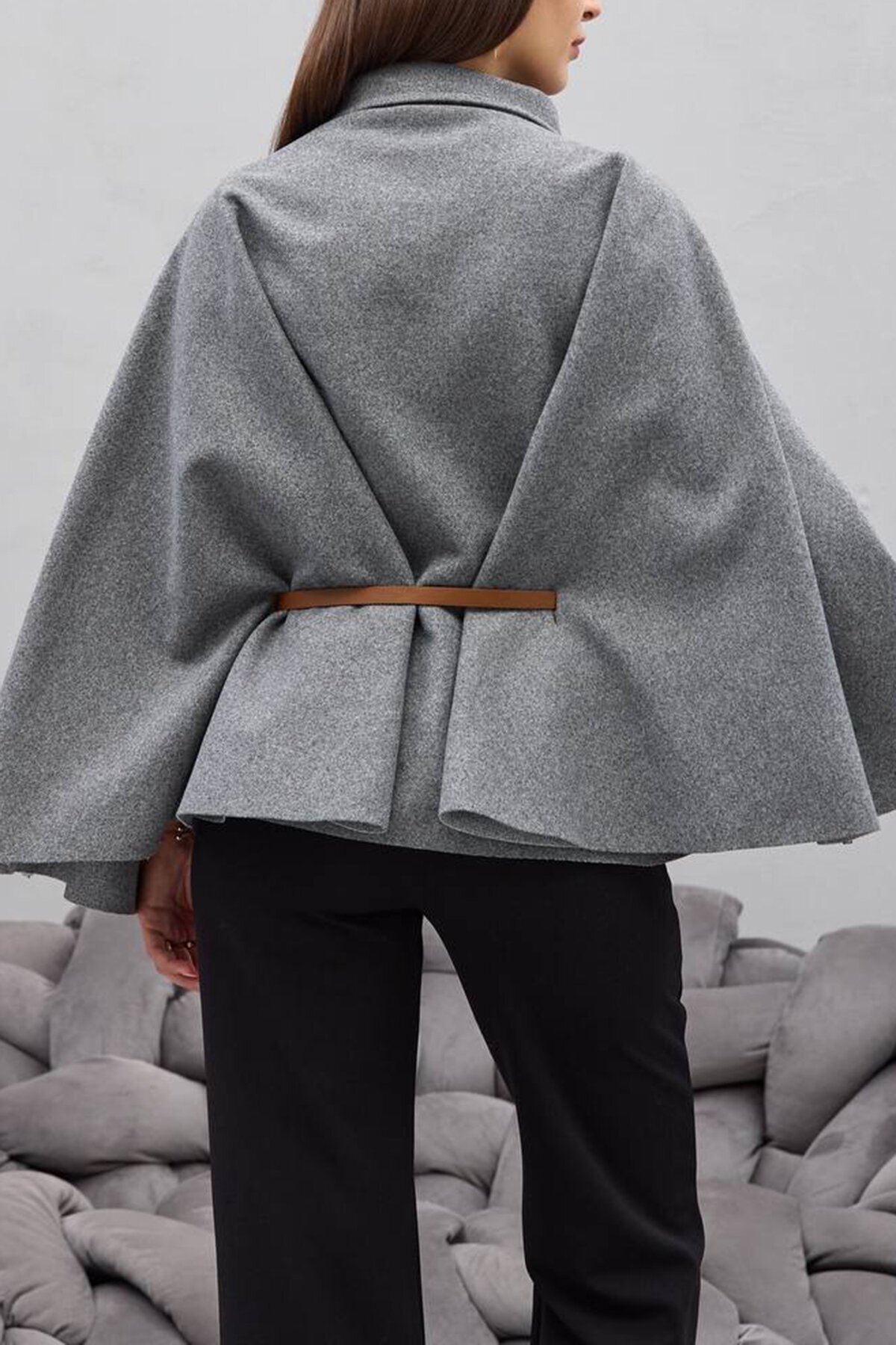 Gold Düğmeli Kemerli Kaşe Panço