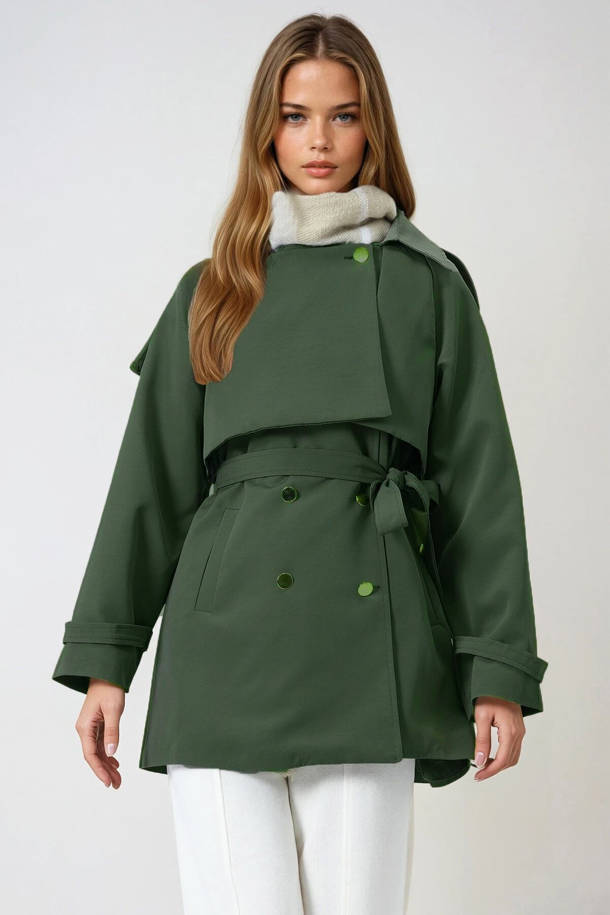 Haki Çift Cepli  Astarlı Kemerli Omuzu Ve Beli Apoletli Trençkot