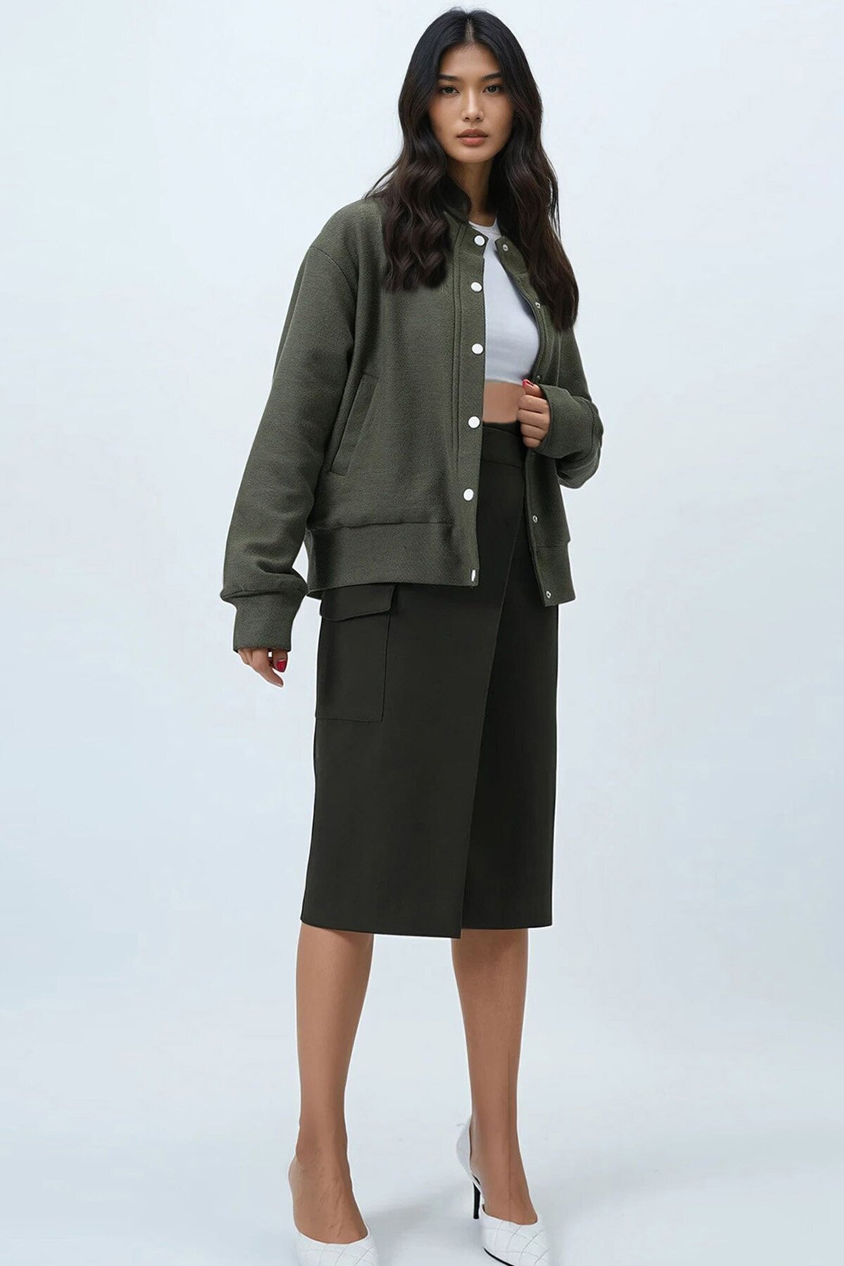 Hakim Yaka Yumuşak Dokulu Çift Cepli Ceket