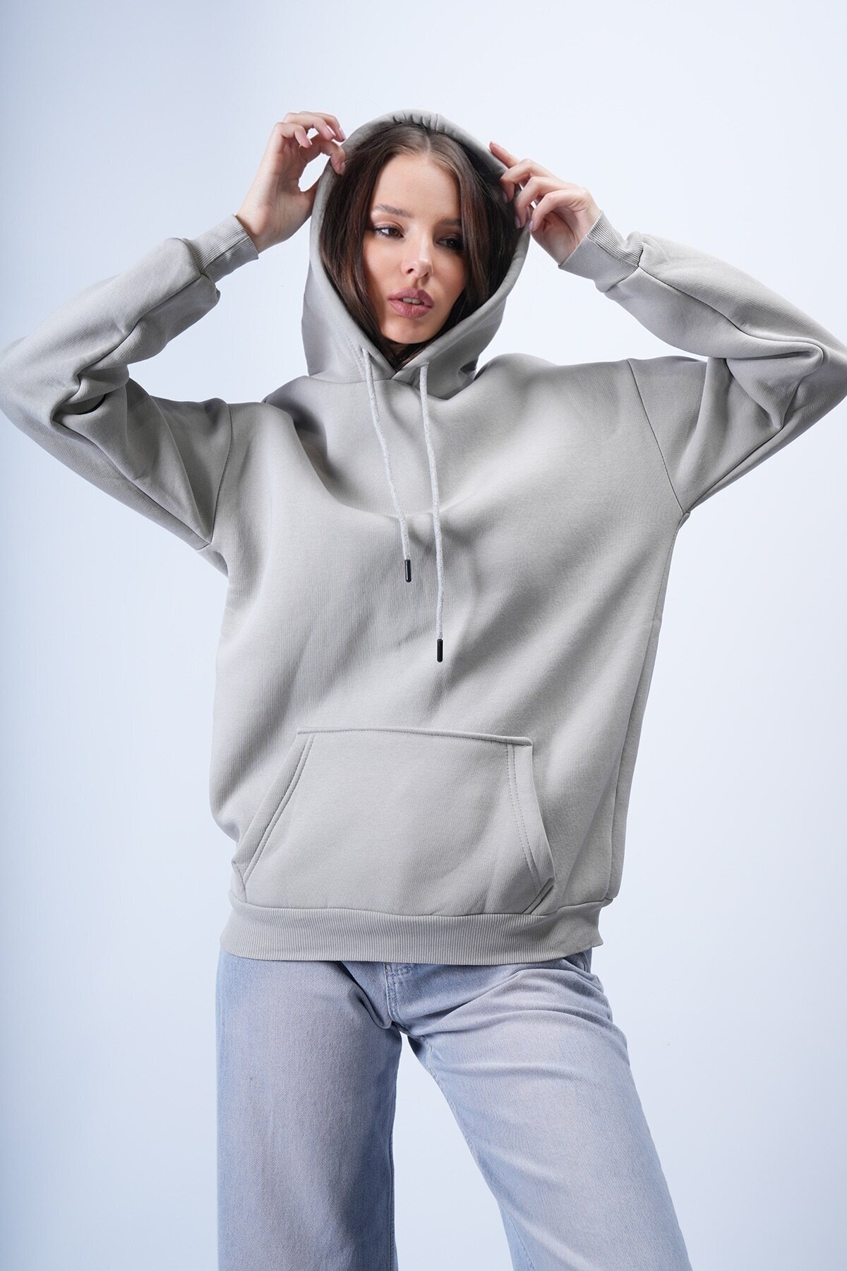 Gri Kapüşonlu Sweatshırt