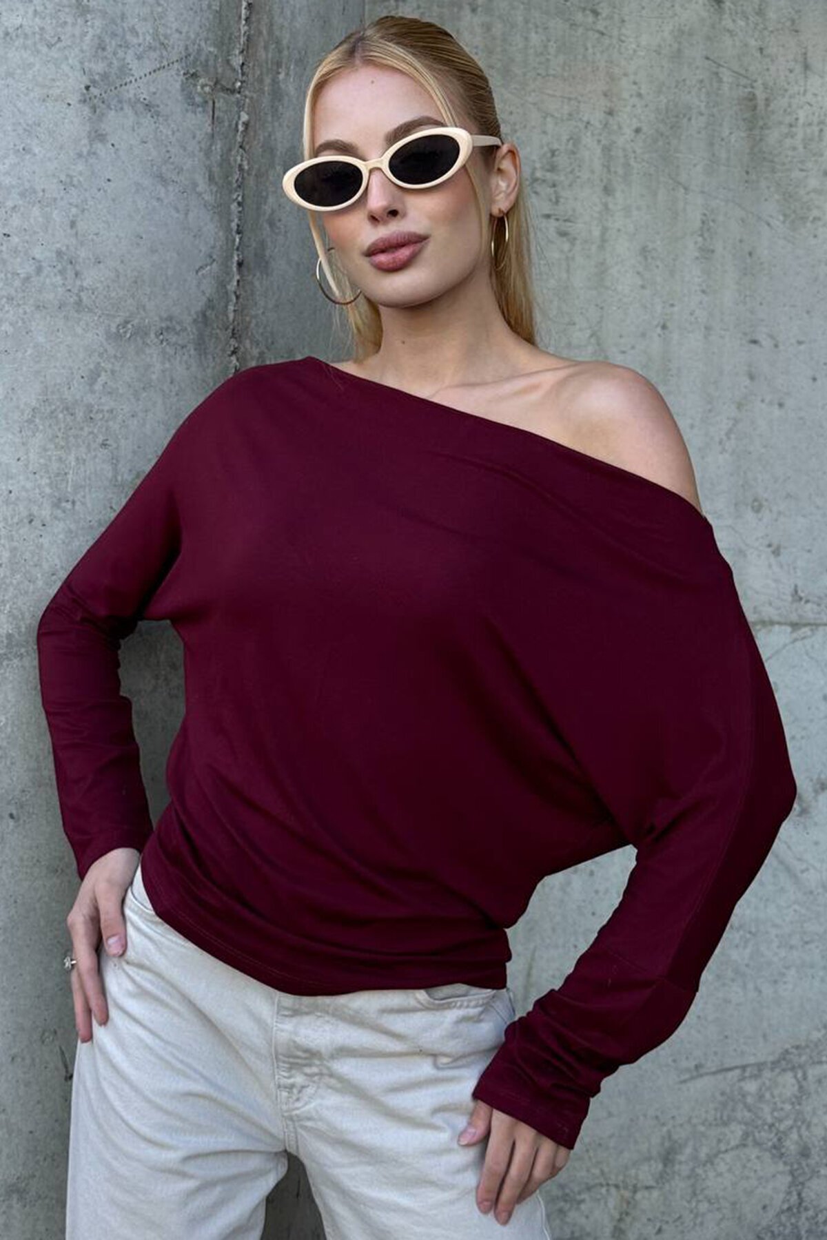 Kayık Yaka Uzun Kollu Basic Bluz