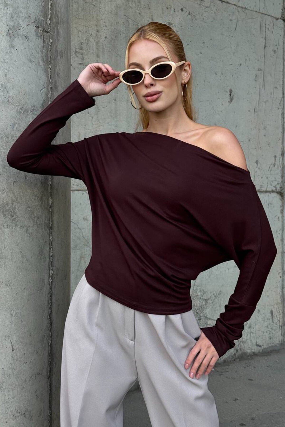Kayık Yaka Uzun Kollu Basic Bluz