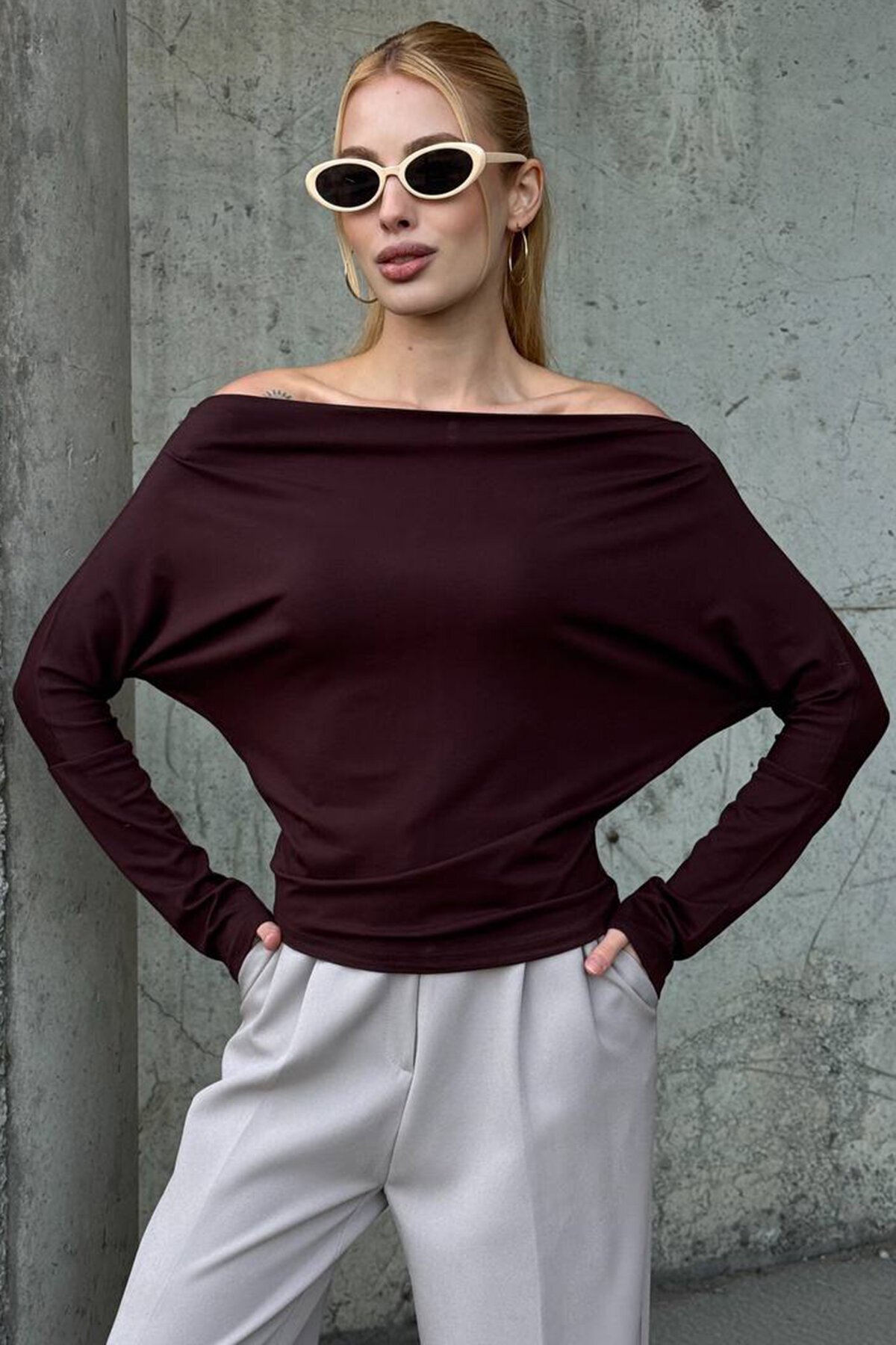 Kayık Yaka Uzun Kollu Basic Bluz